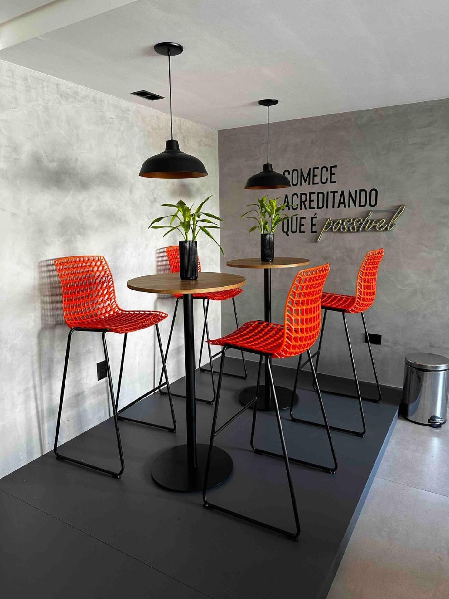 A 60m-piscina-coworking-moderno Wifi Apartment