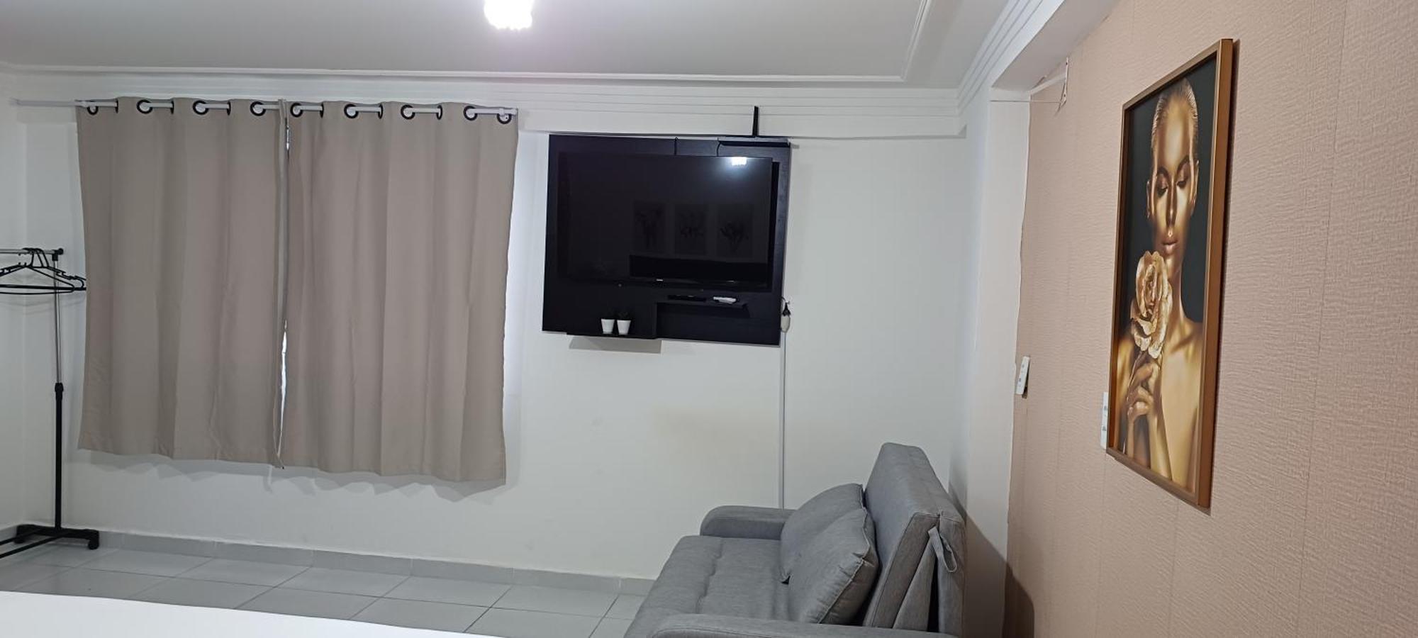 Flat Estudio Temporada *