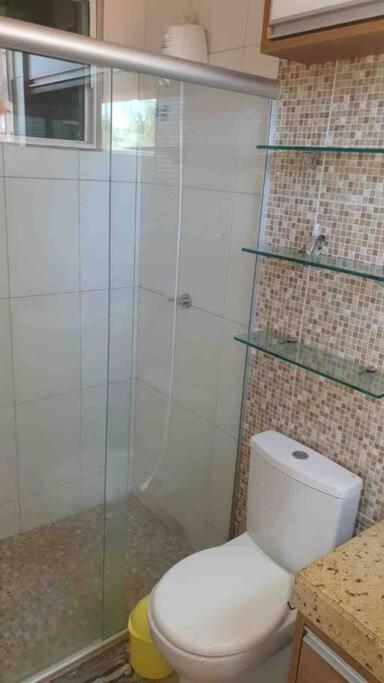 Otimo De 2 Quartos A 300m Da *