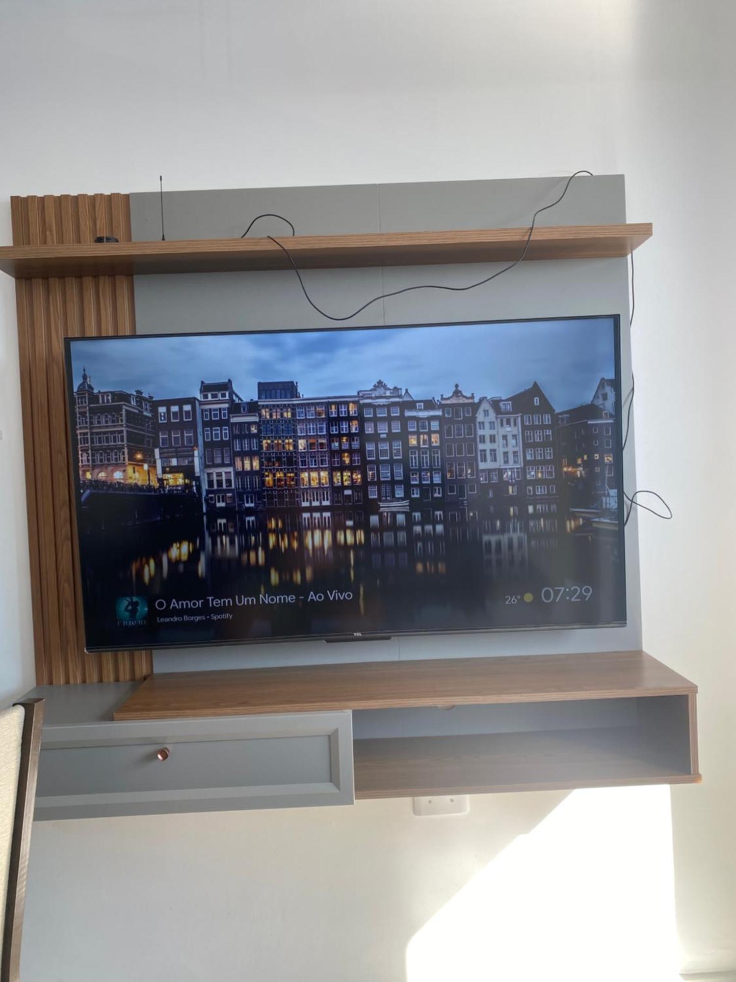 Apartment Em *