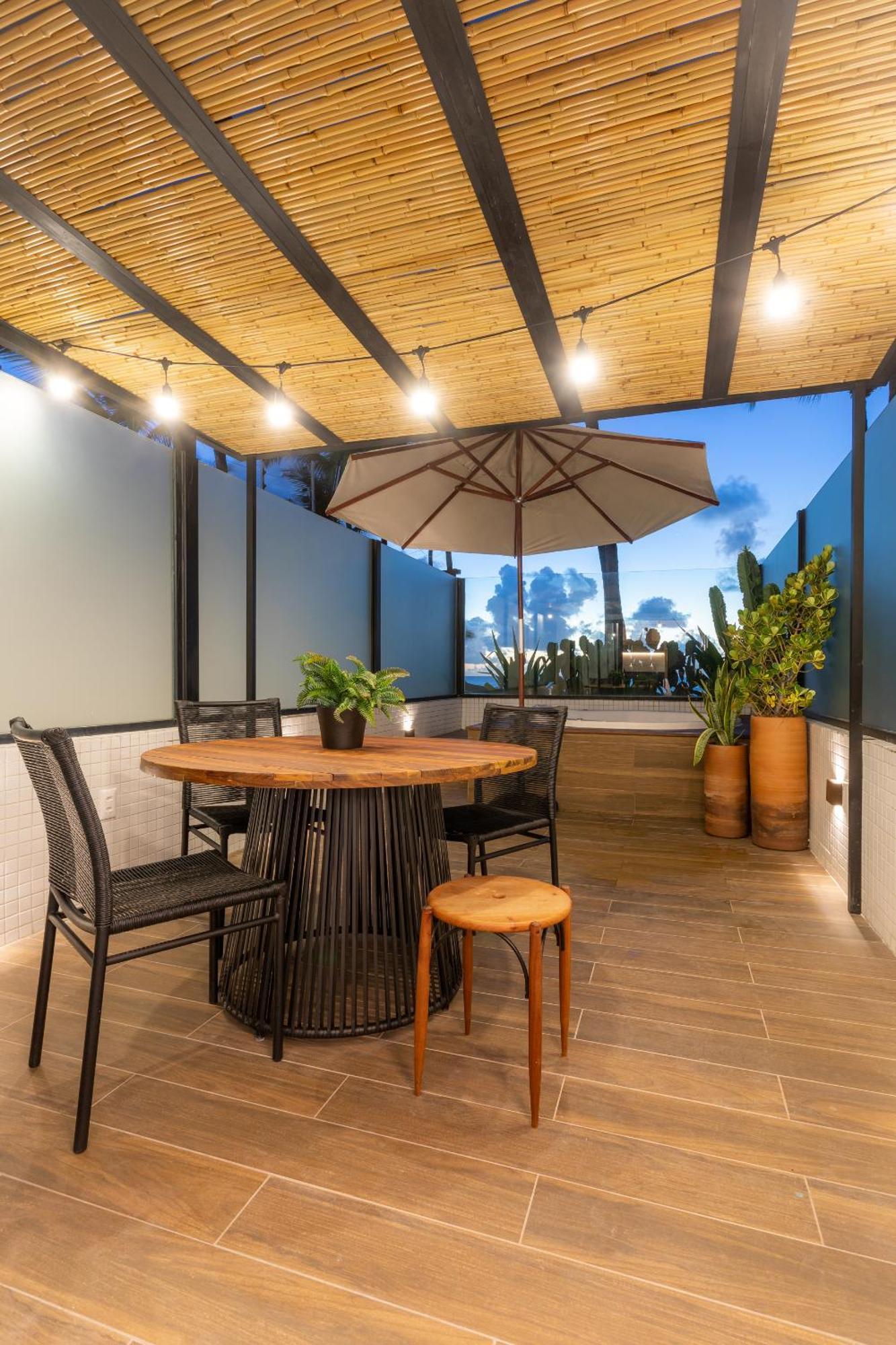 Loft Com Jacuzzi Privativa Frente Mar Do Bessa João Pessoa