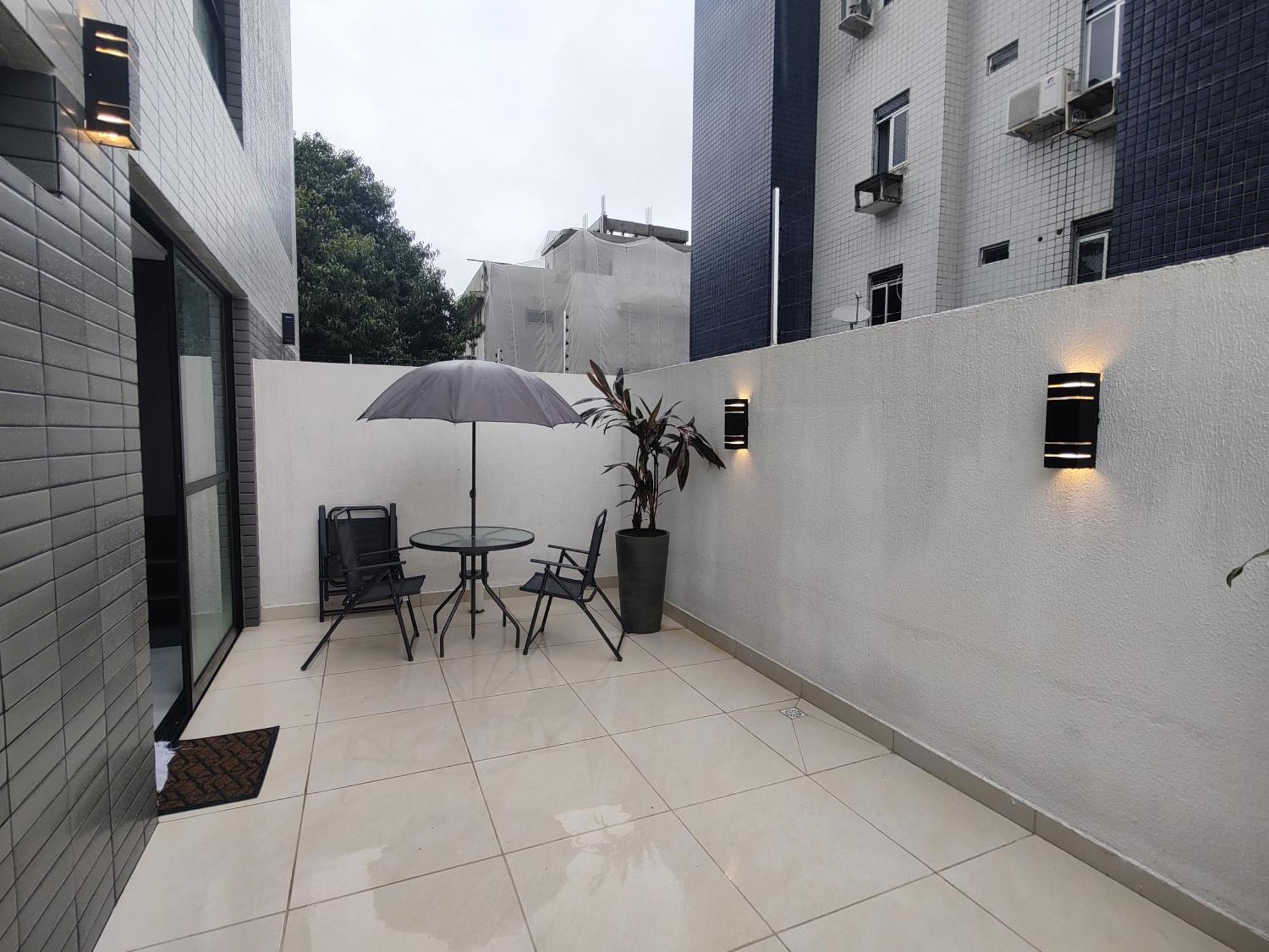 Flat 150m Da Do Bessa Terreo Com Area Externa * Joao Pessoa
