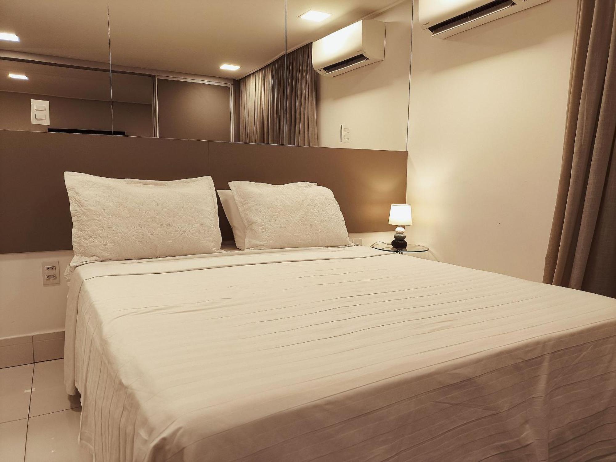 Apto Luxuoso Em Frente Ao Letreiro De Apartment *