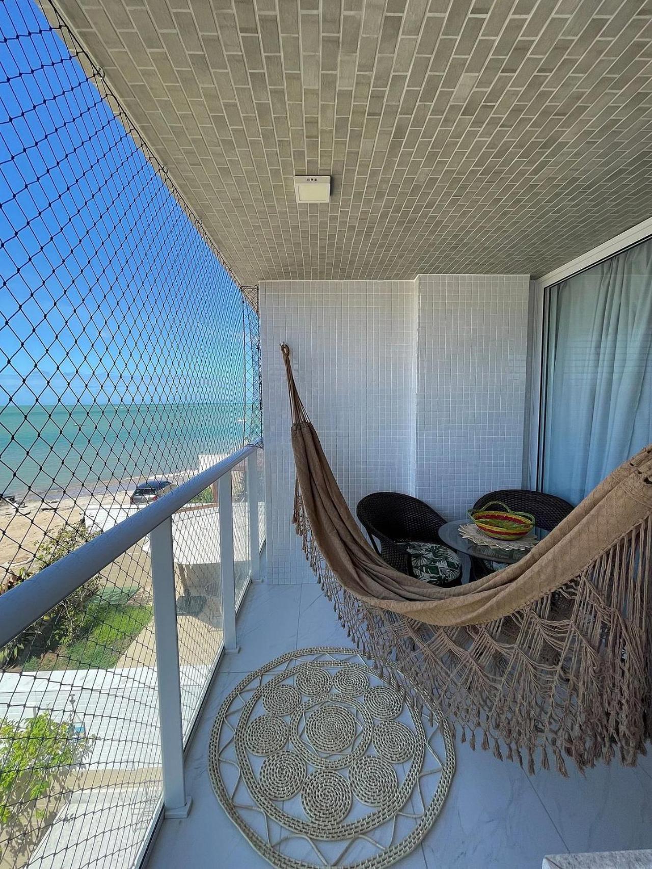 Branco Haus - Pe Na Areia Do Bessa Apartment