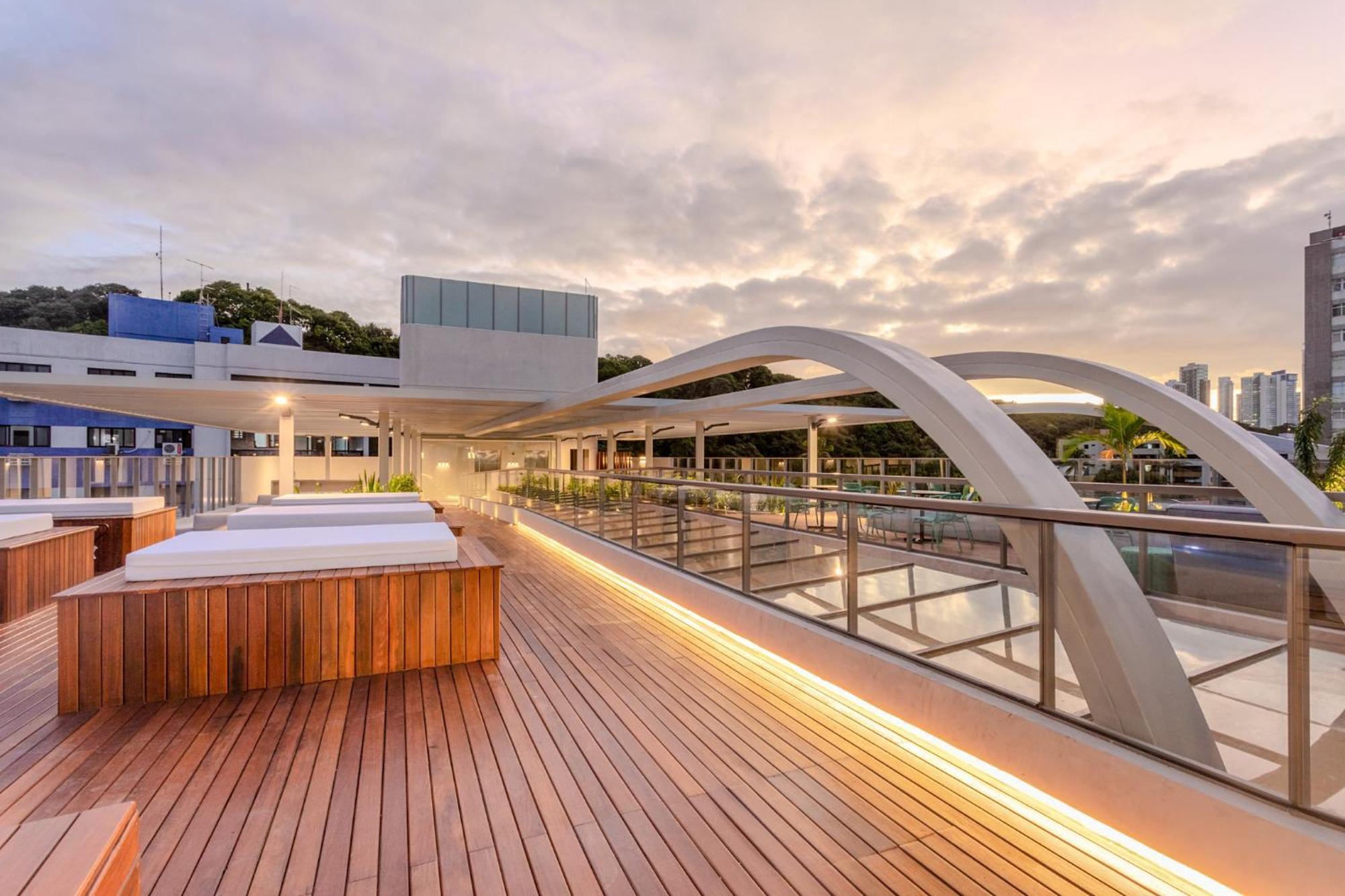 Setai Yacht Premium #307 By Acalmar Flats *