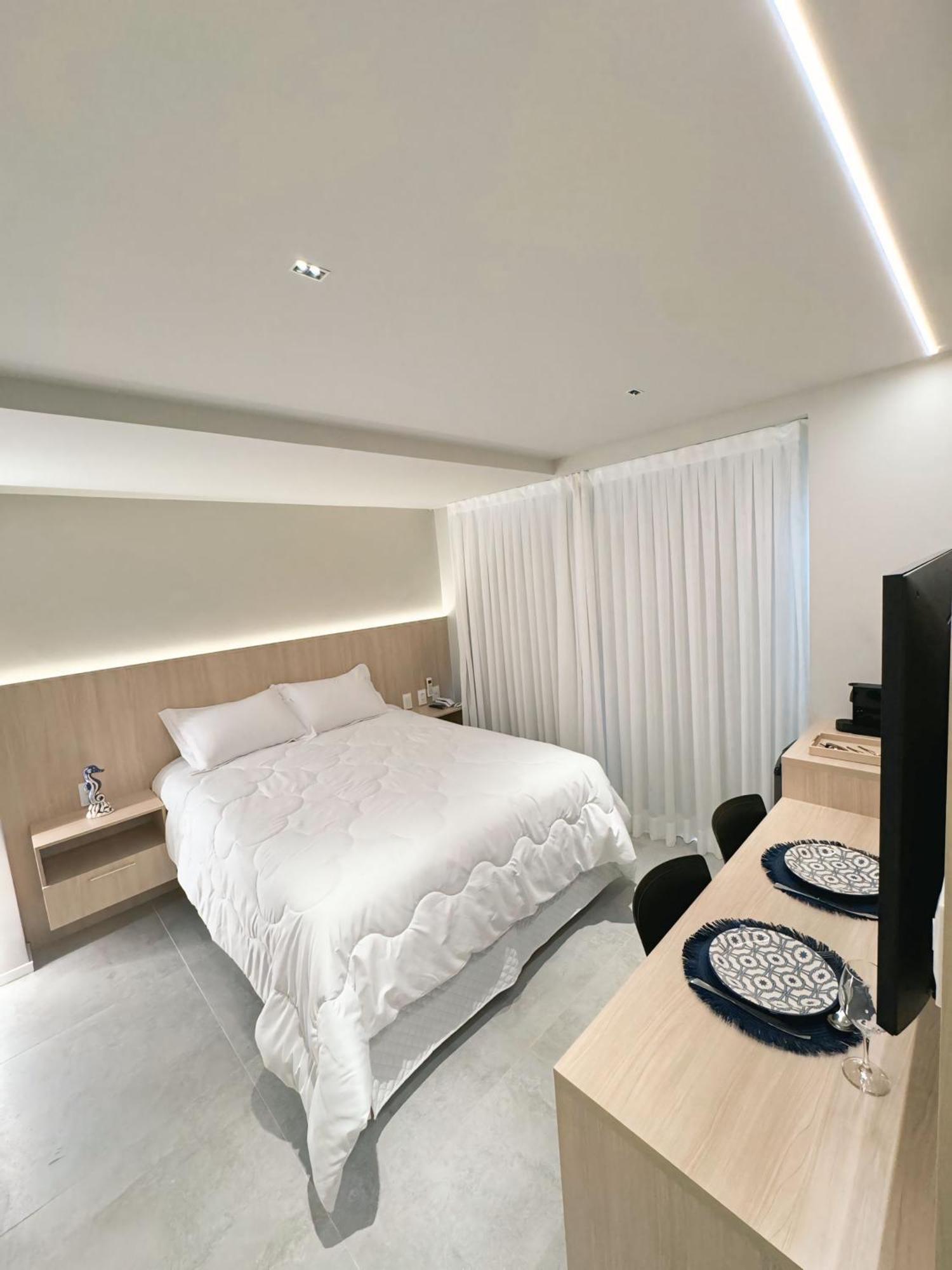 Apartamento Flat Com Jacuzzi Privativa A 50m Do Mar