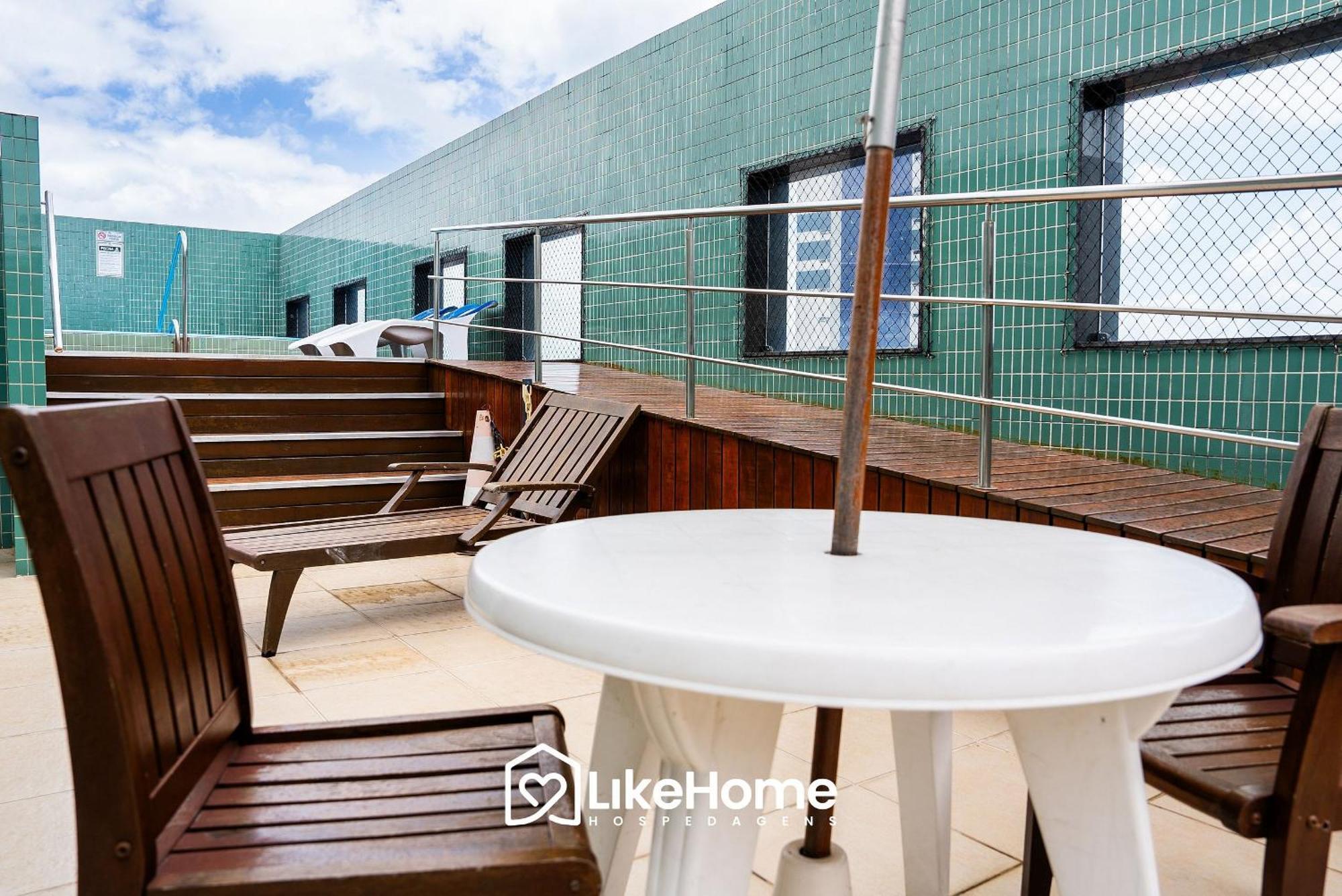 Likehome/ Magnific Tambau