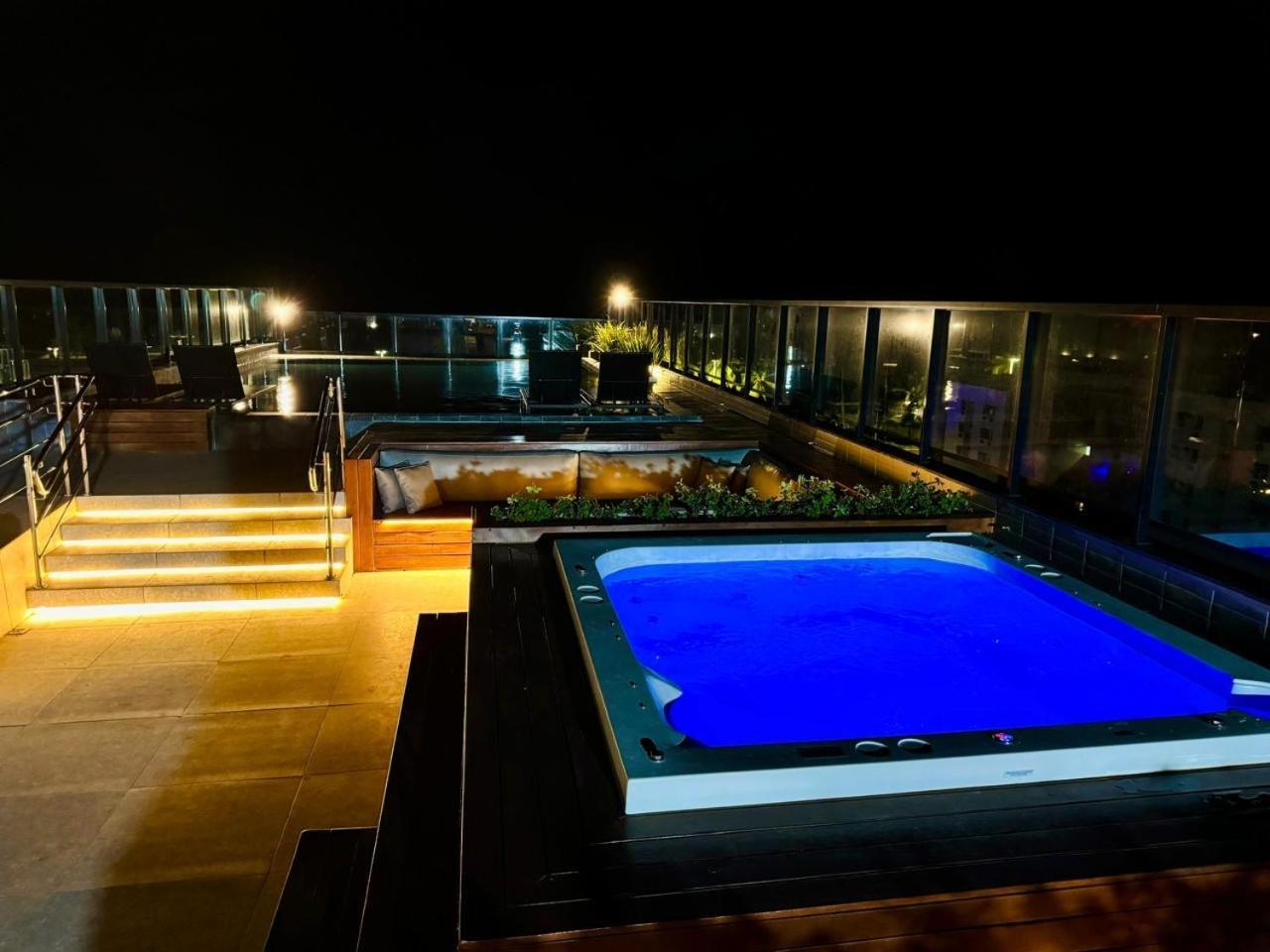 Flat Piscina Borda Infinita A 50m Do Mar - 214 Apartamento
