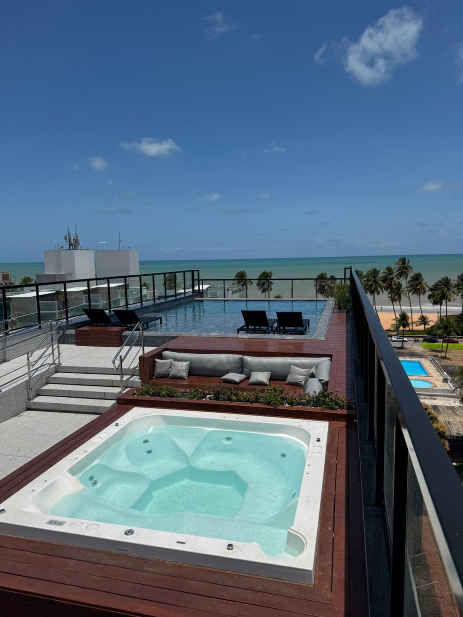Flat Piscina Borda Infinita E Jacuzzi - 209 *