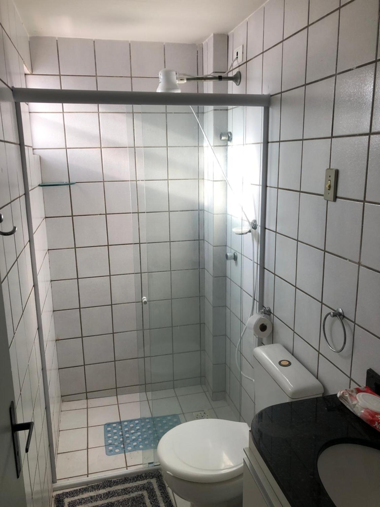 Apartamento Com Banheiro E Ar Privativos E Com Areas Comuns Compartilhadas Proximo A Do Bessa