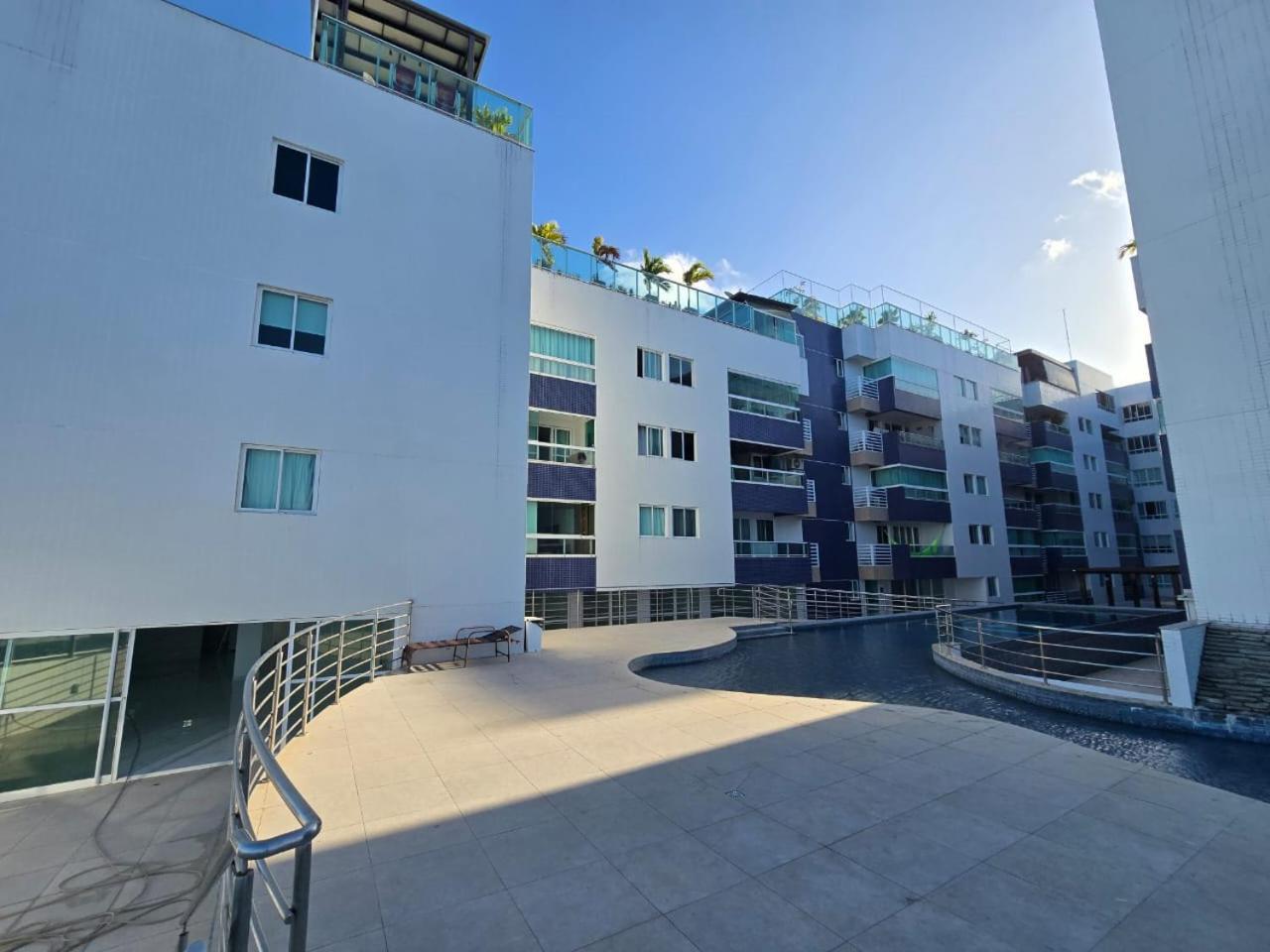 Espacoso Apto Pe Na Areia Apartamento