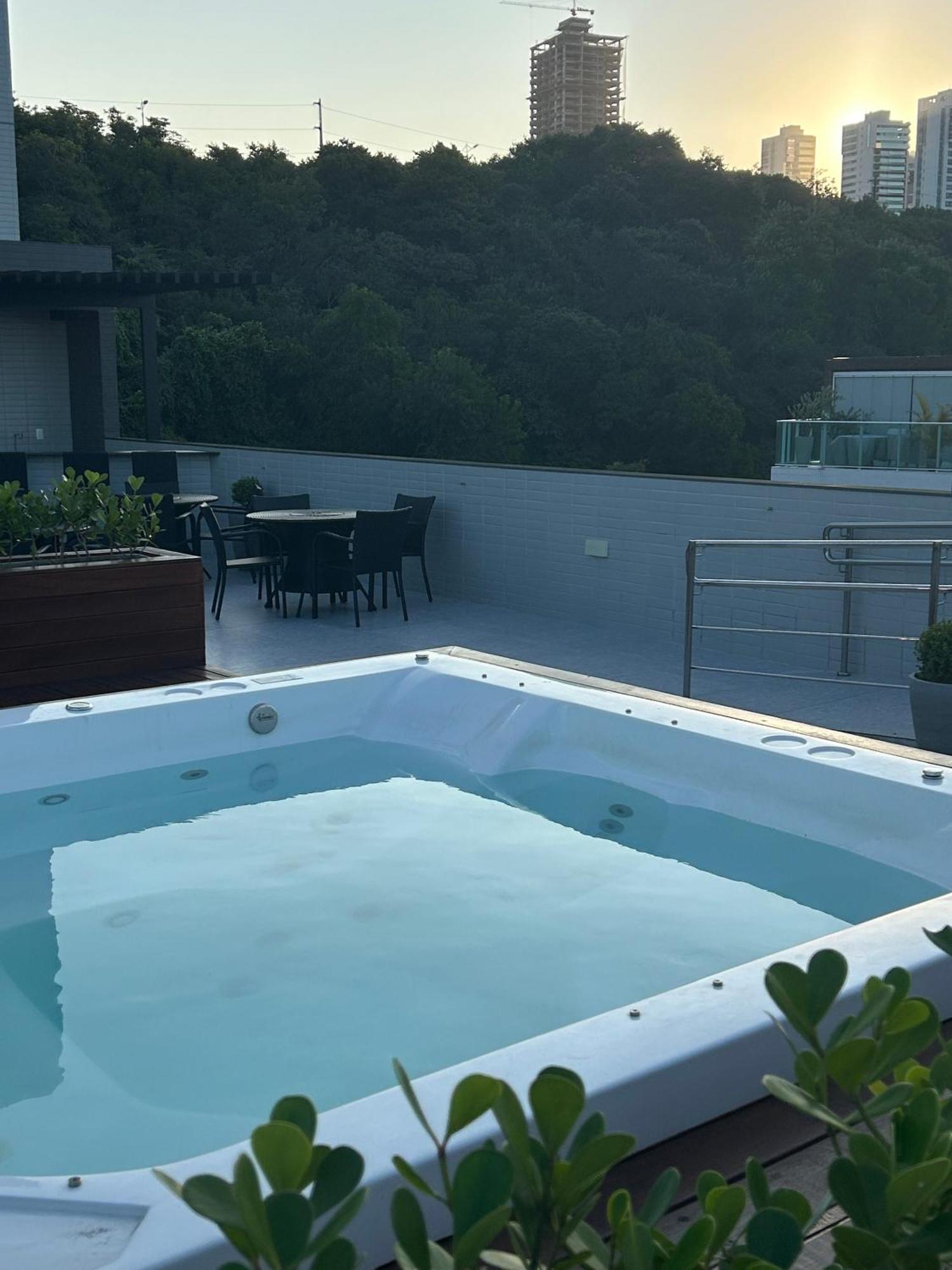Melhores Flats - Irresistivel, Pertinho Do Mar Apartamento
