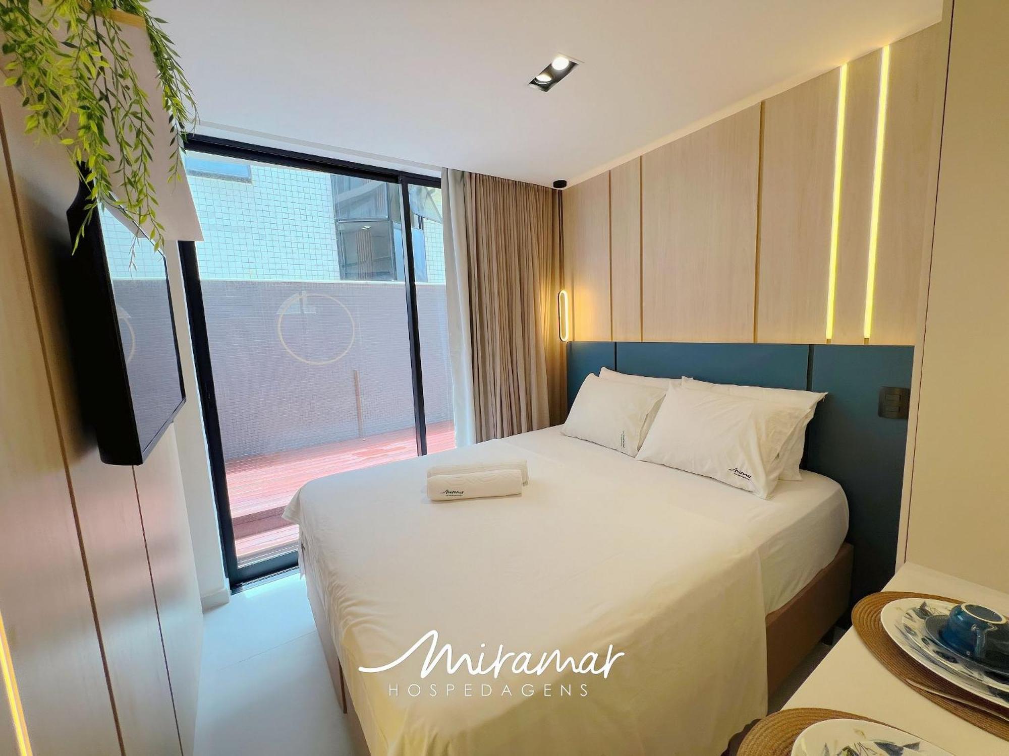Apartamento Breeze- Miramar Hospedagens *