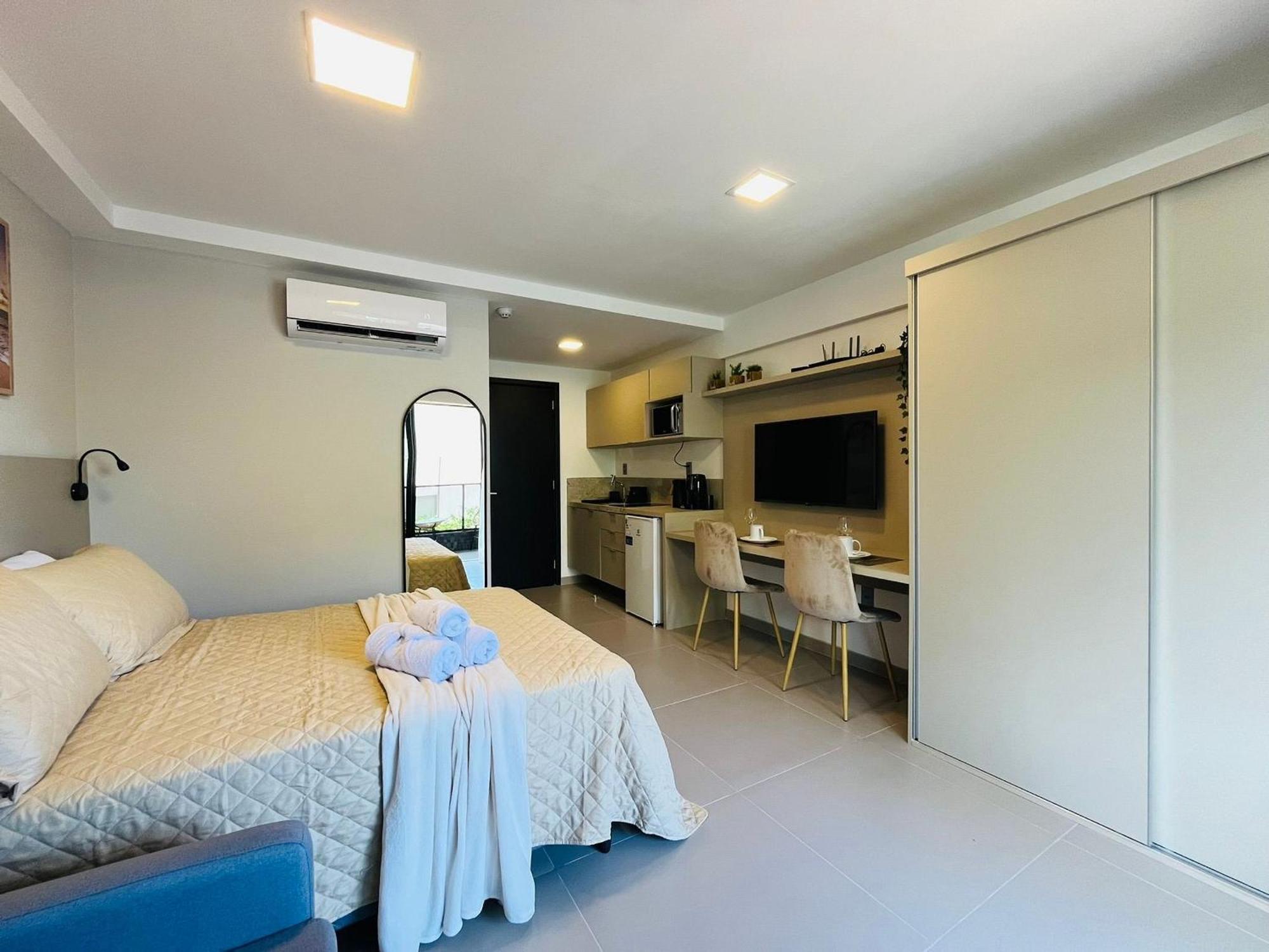 Apartamento Flat Com Varanda E Vista O Mar. Bh 213 *