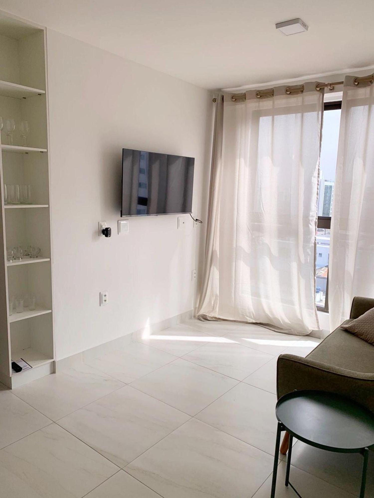 Compact Flat Tambau By Daybyday