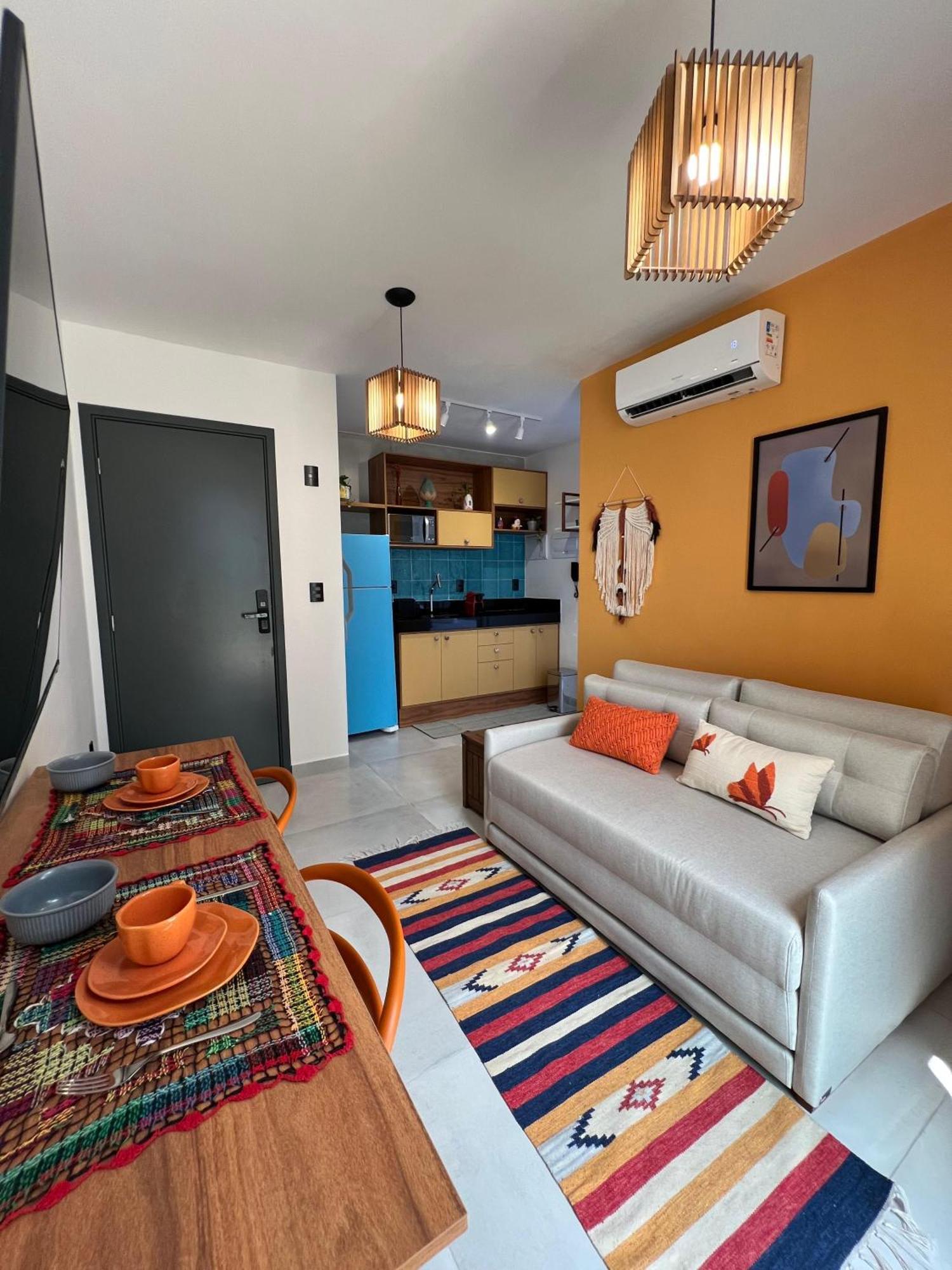 Charmoso Flat Com Varandao Em Tambau João Pessoa