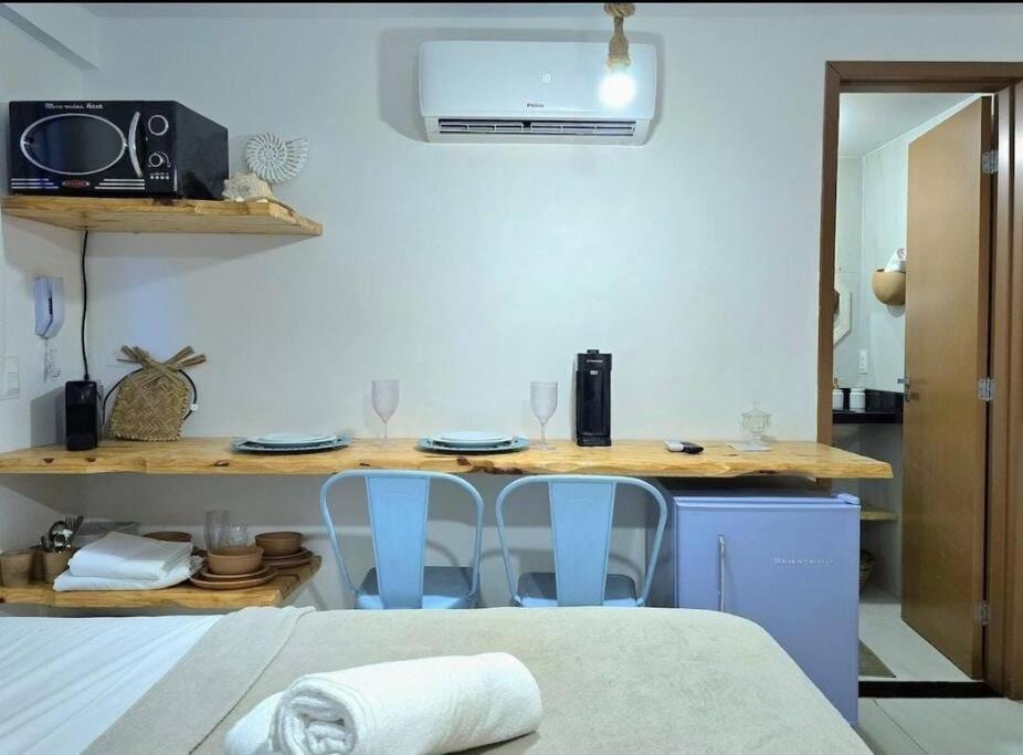 Paradise Flat 205 *