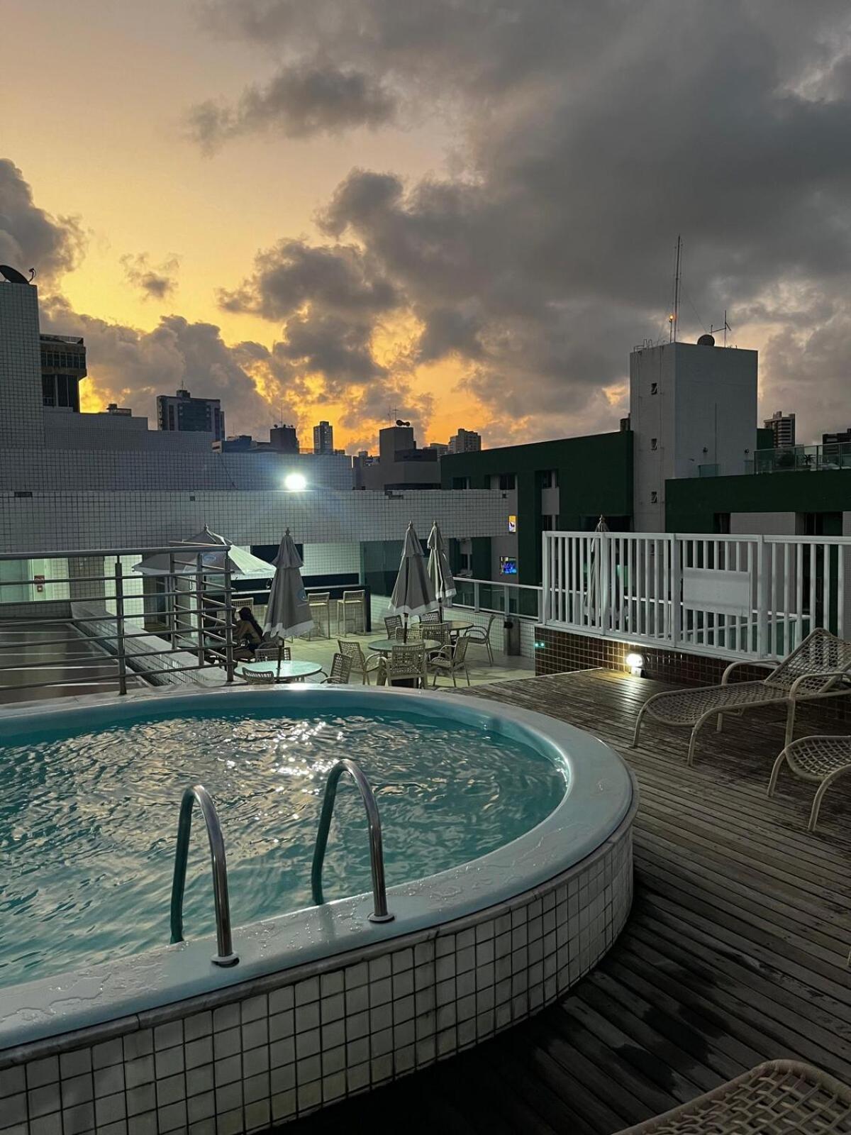 Apartamento Flat Beira-mar Em Manaira *