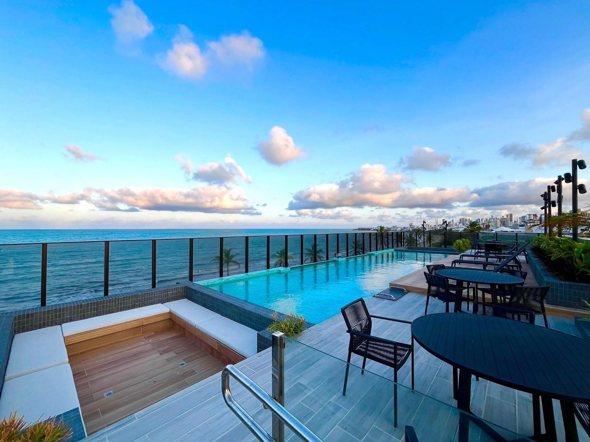 Flat Em Frete A Praia. Bh 430. * Joao Pessoa