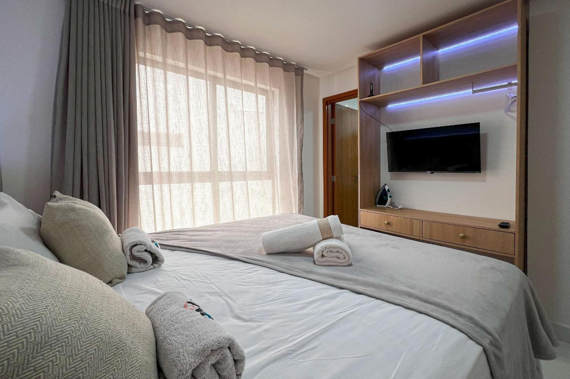Apartamento Apto Novinho Bessa 200m 4 Pessoas *