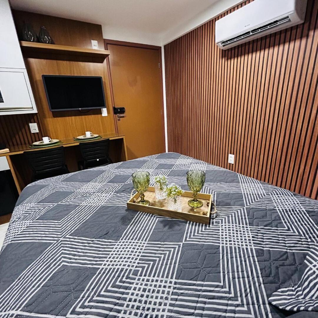 Paradise Flat 304 *