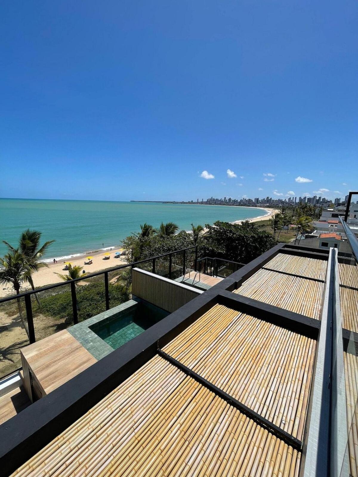 Luxo E Pe Na Areia - Restinga By Jess