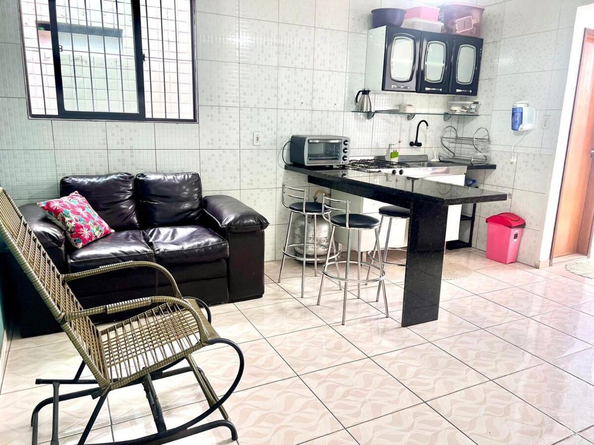 Casa Completa Em Bairro De Casa de férias *