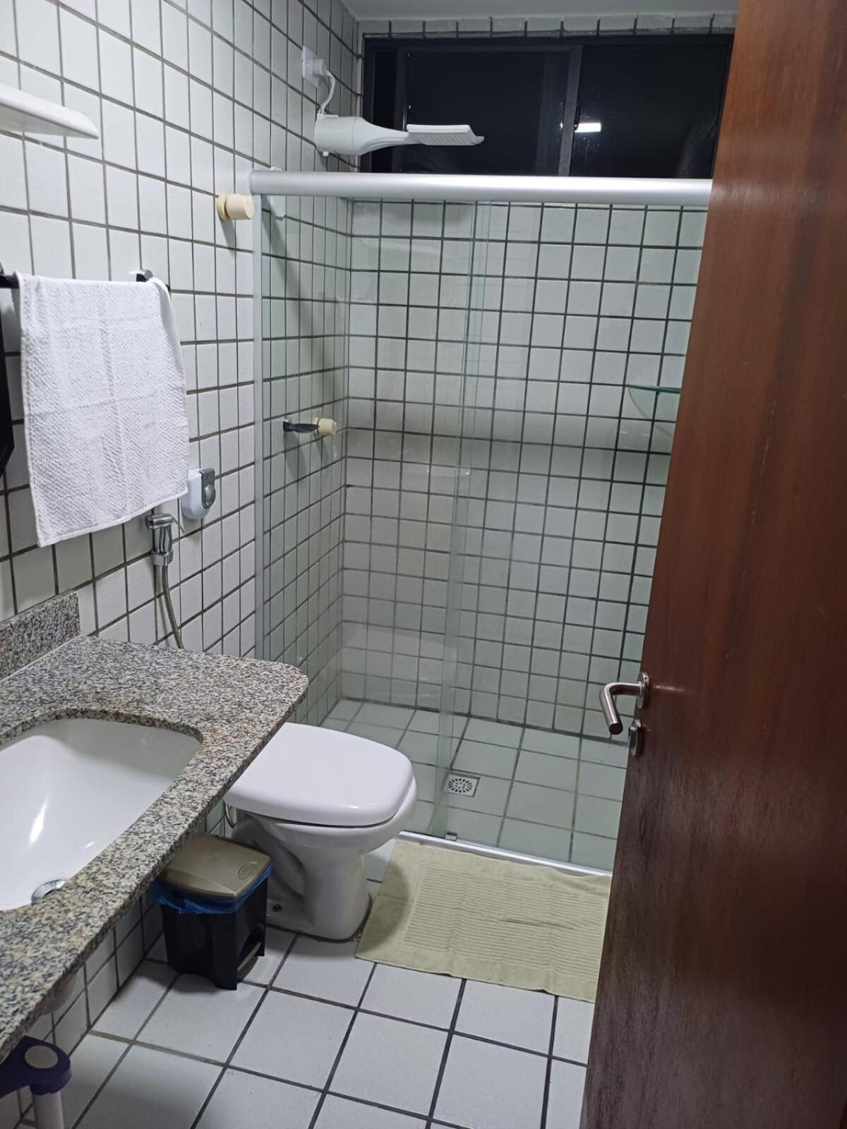 De 2 Quartos Em * João Pessoa