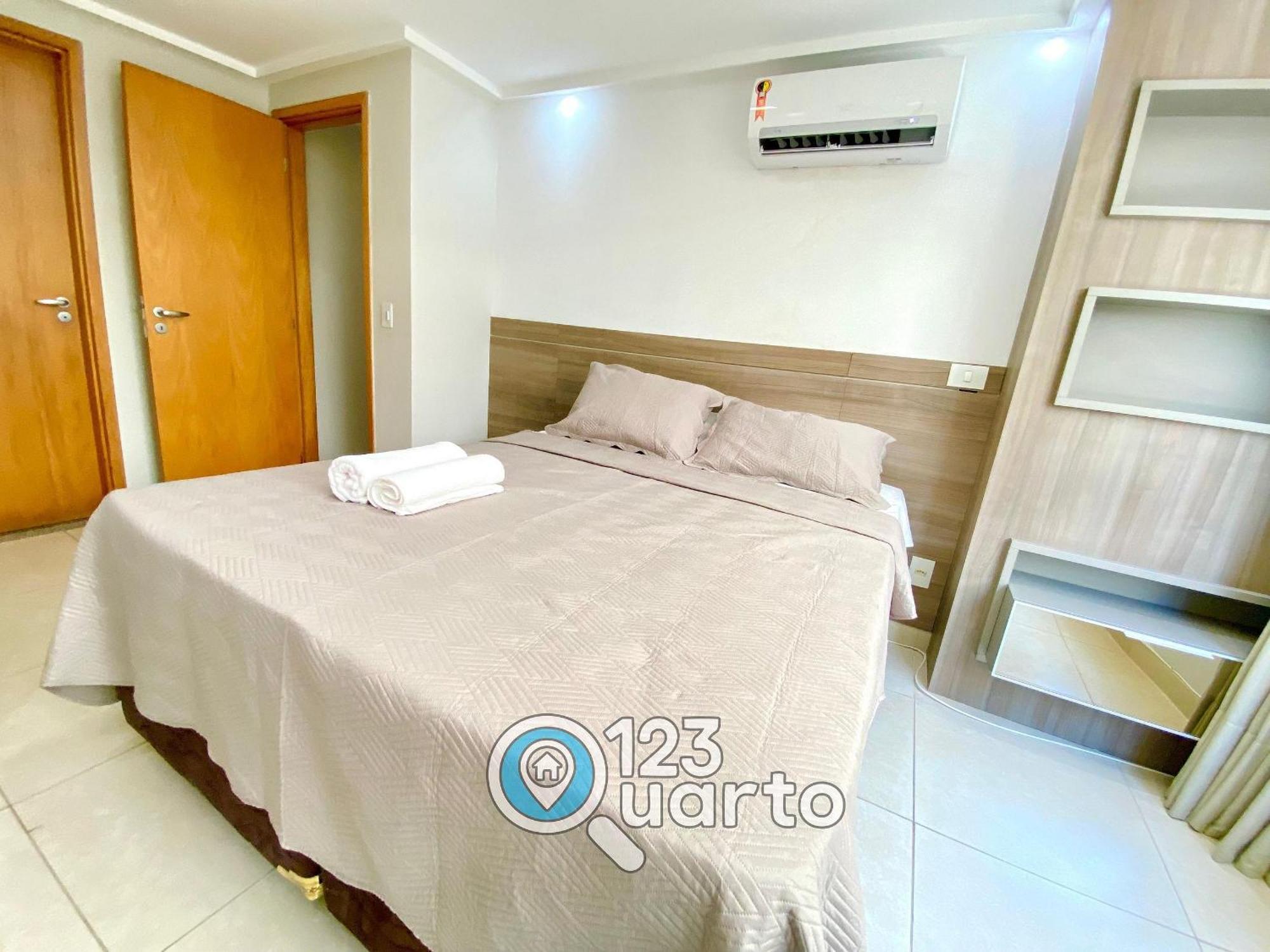 Luxor Paulo Miranda By 123quarto *