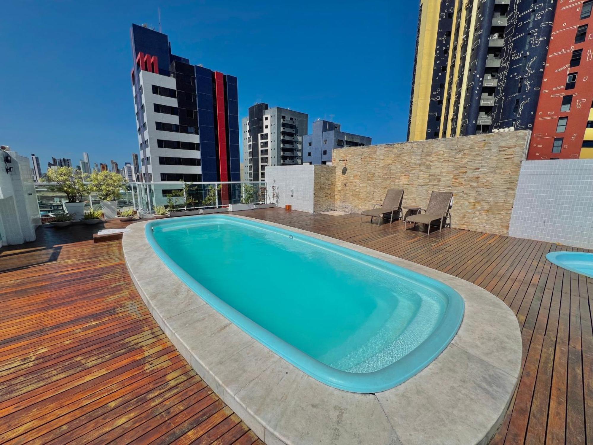 Flat Com 2 Qts Prox A Praia, Shoppings, Mercados, Restaurantes E Padarias *