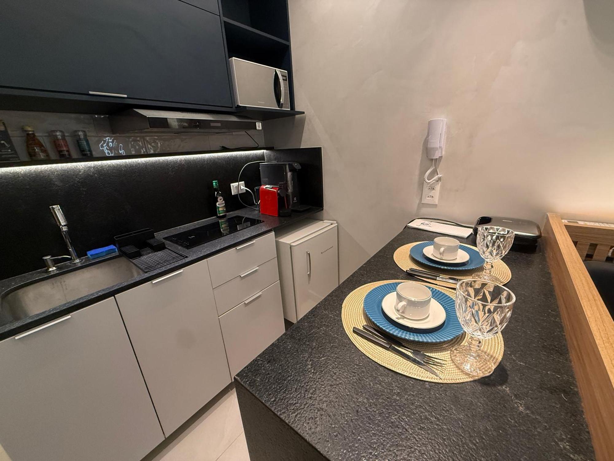 Breeze - Lindo Flat Pe Na Areia No Jd Oceania
