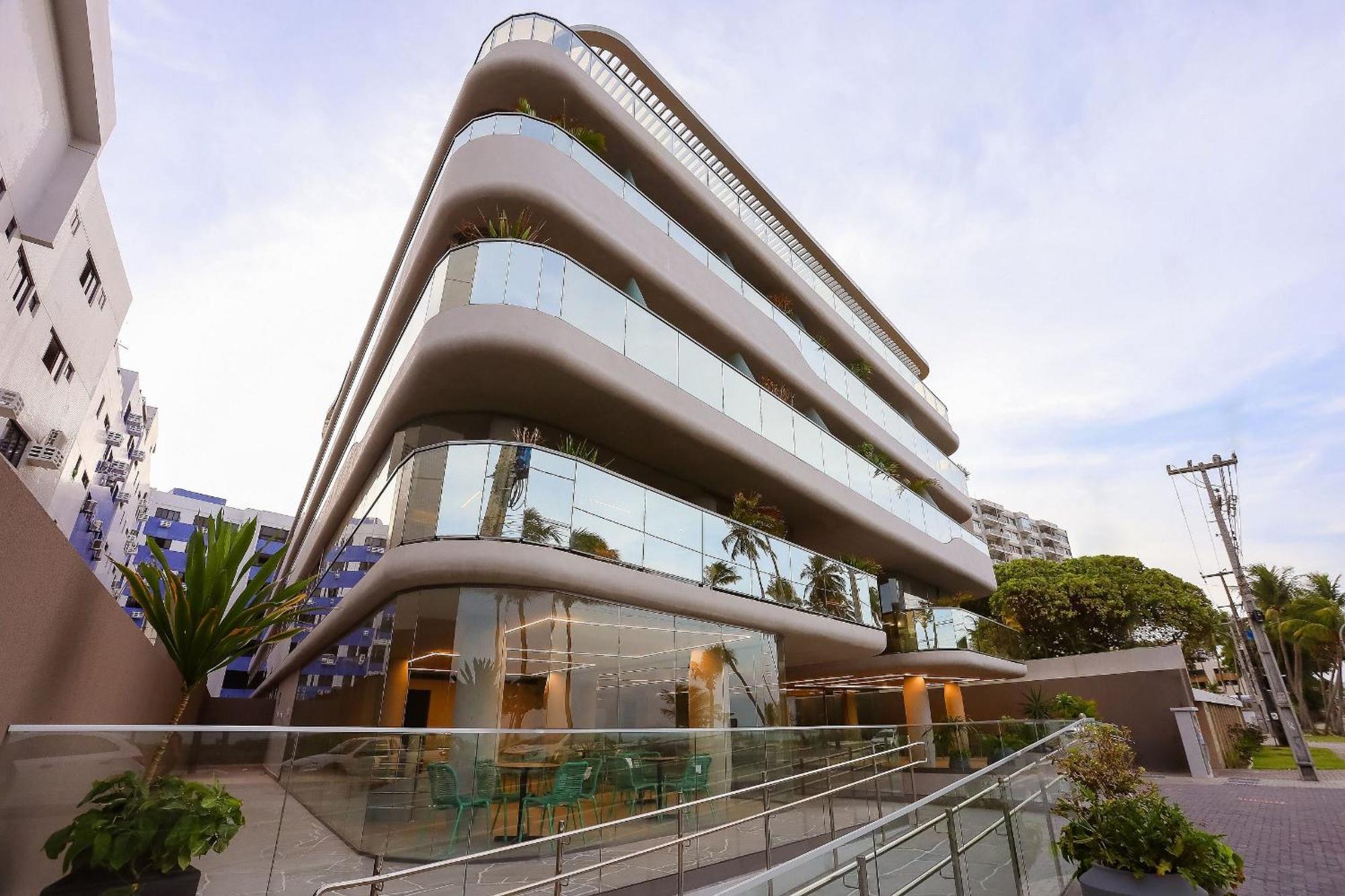 Setai Yacht Garden Iii By Almare Flats Apartamento
