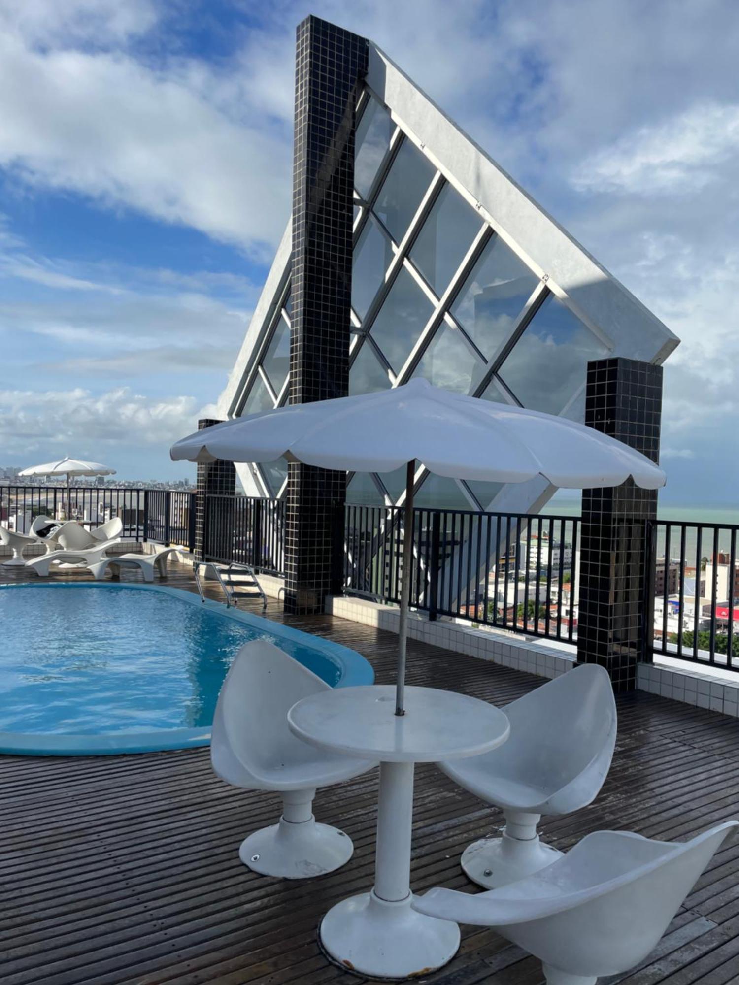 Apartamento Flat Com Cobertura 500m Da