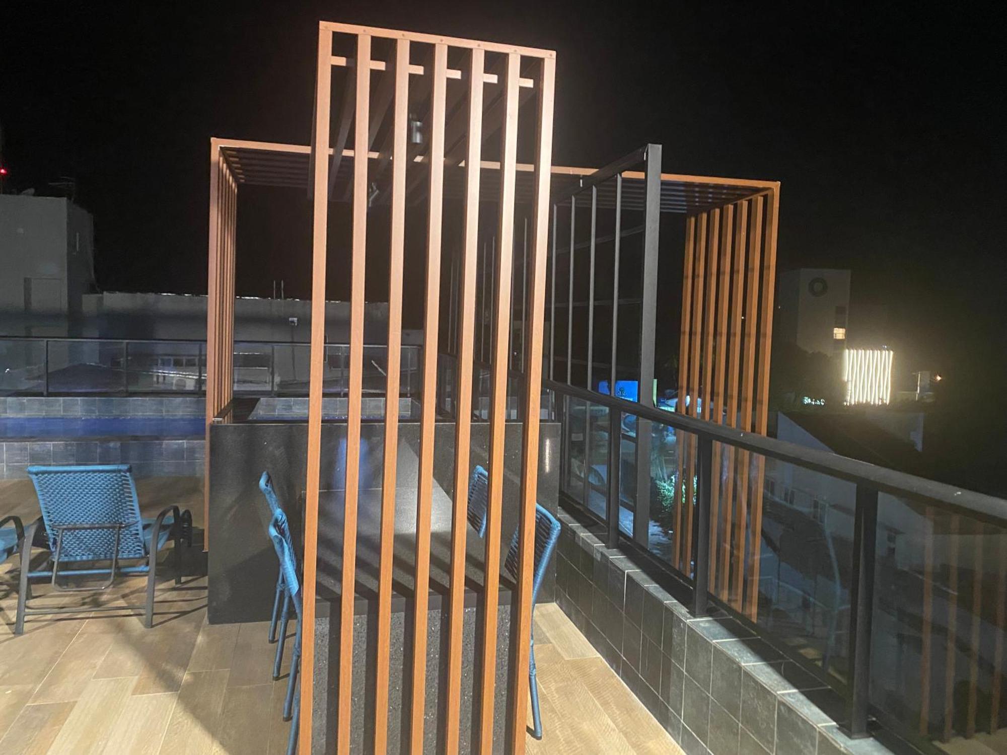 Apartamento Storey Luxor