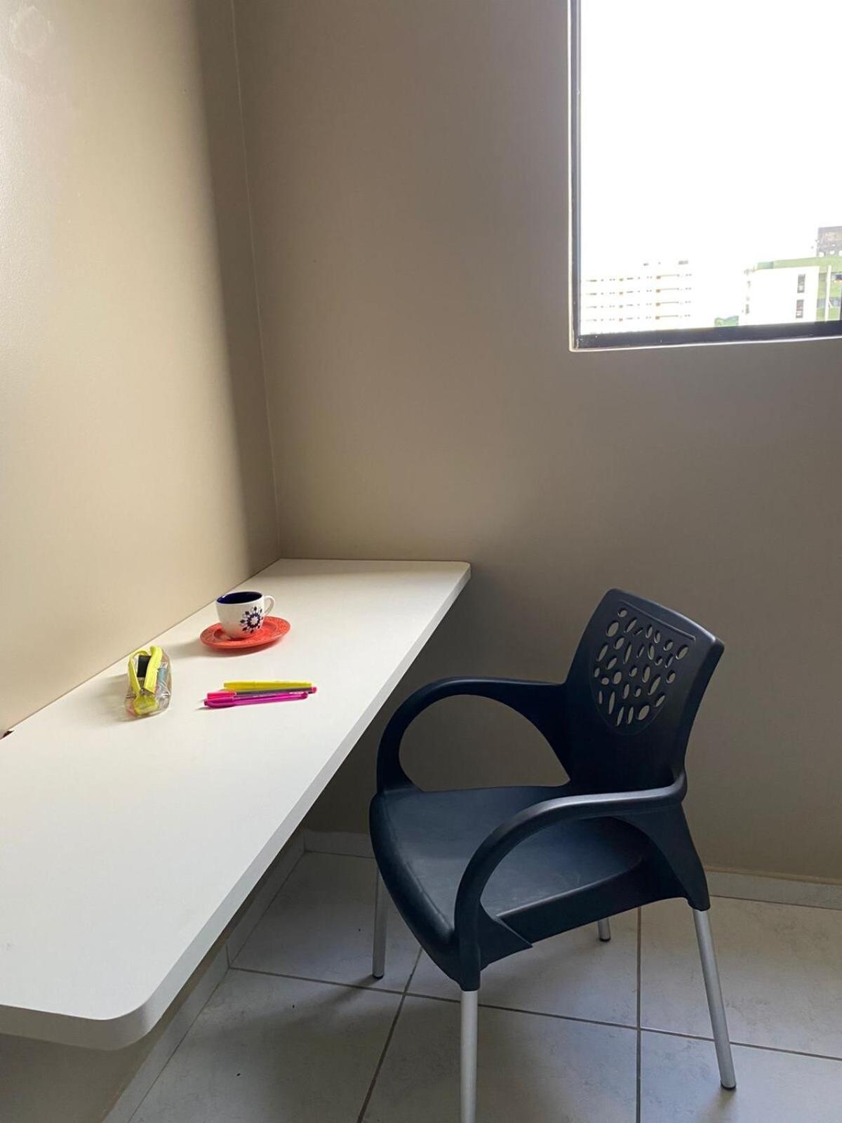 E Completo Em Apartamento