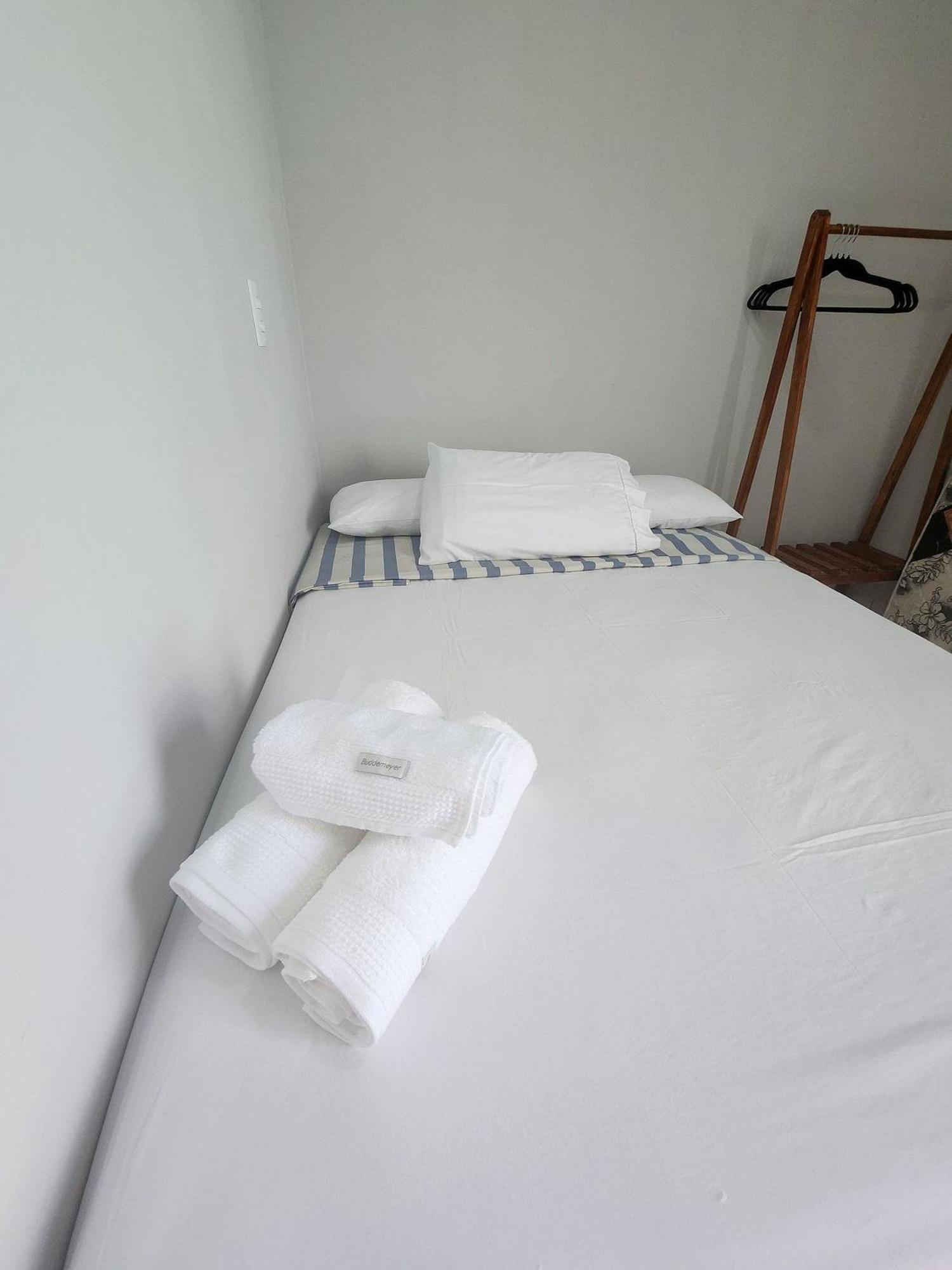 Casa Encantadora Com Piscina,prainha E