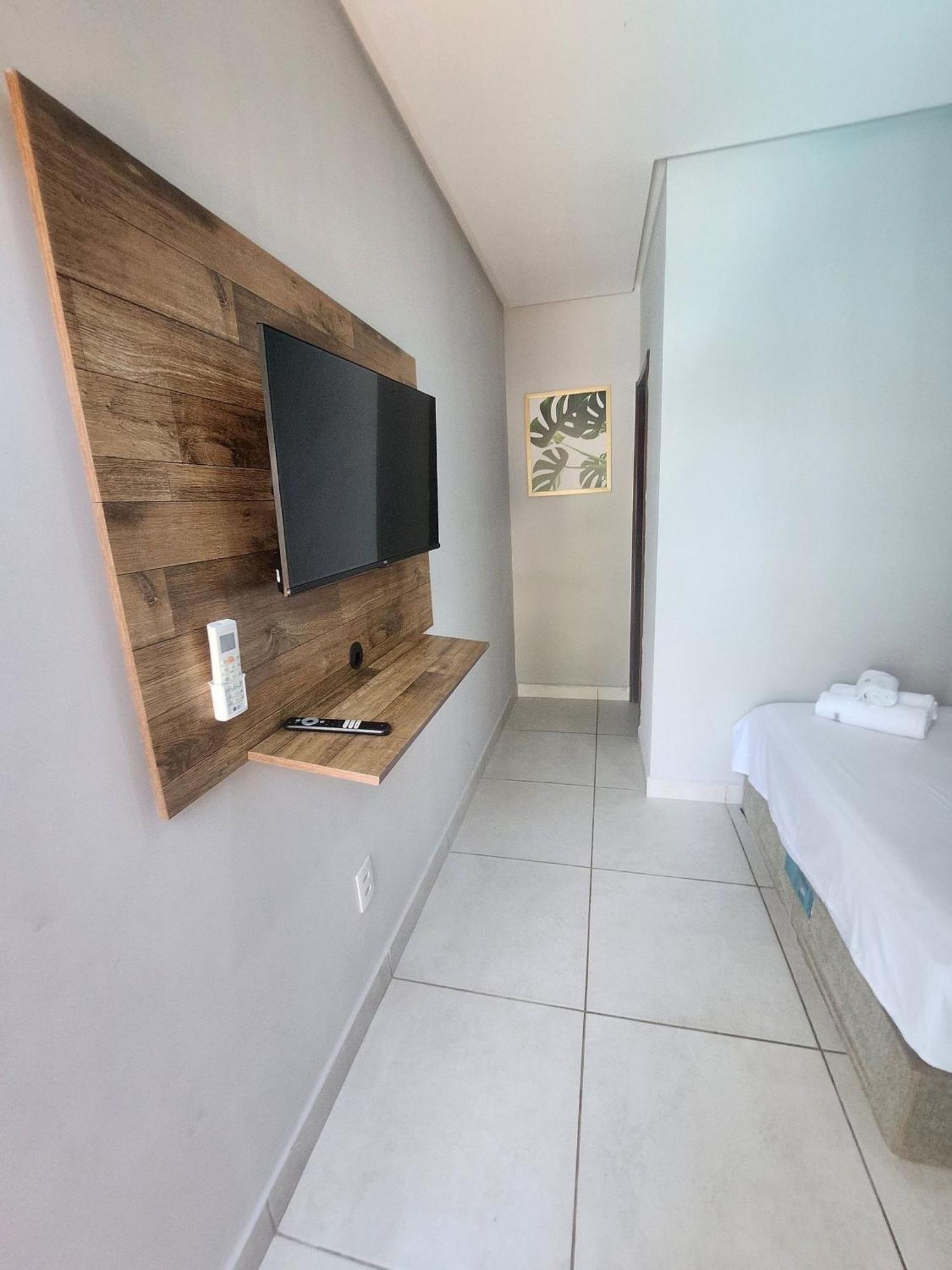 Casa Encantadora Com Piscina,prainha E *