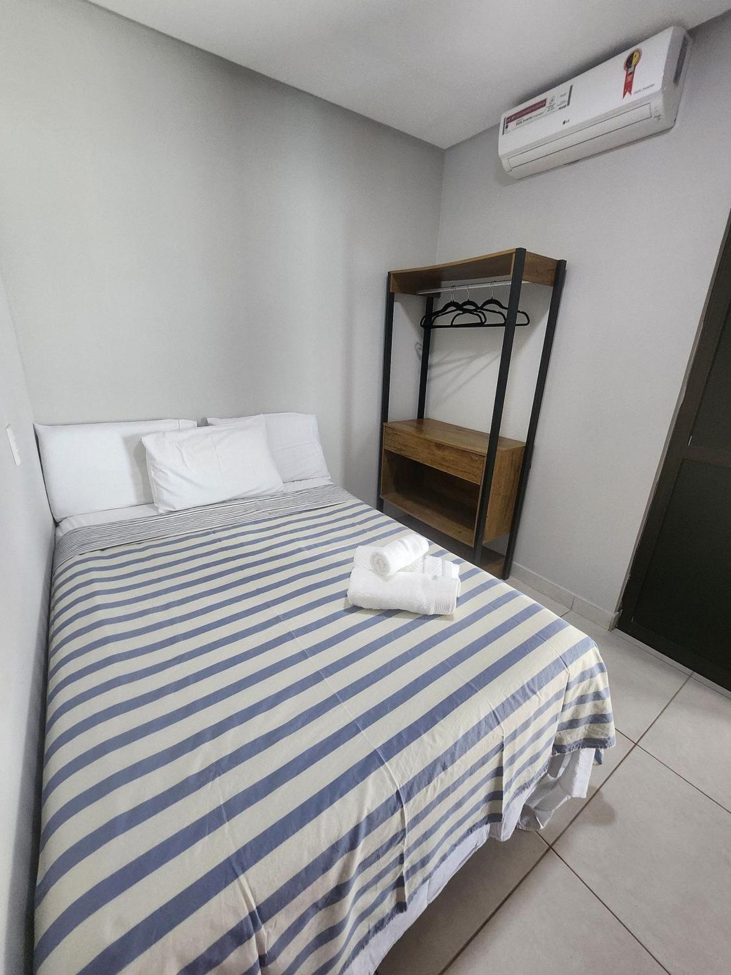 Casa Encantadora Com Piscina,prainha E Holiday home