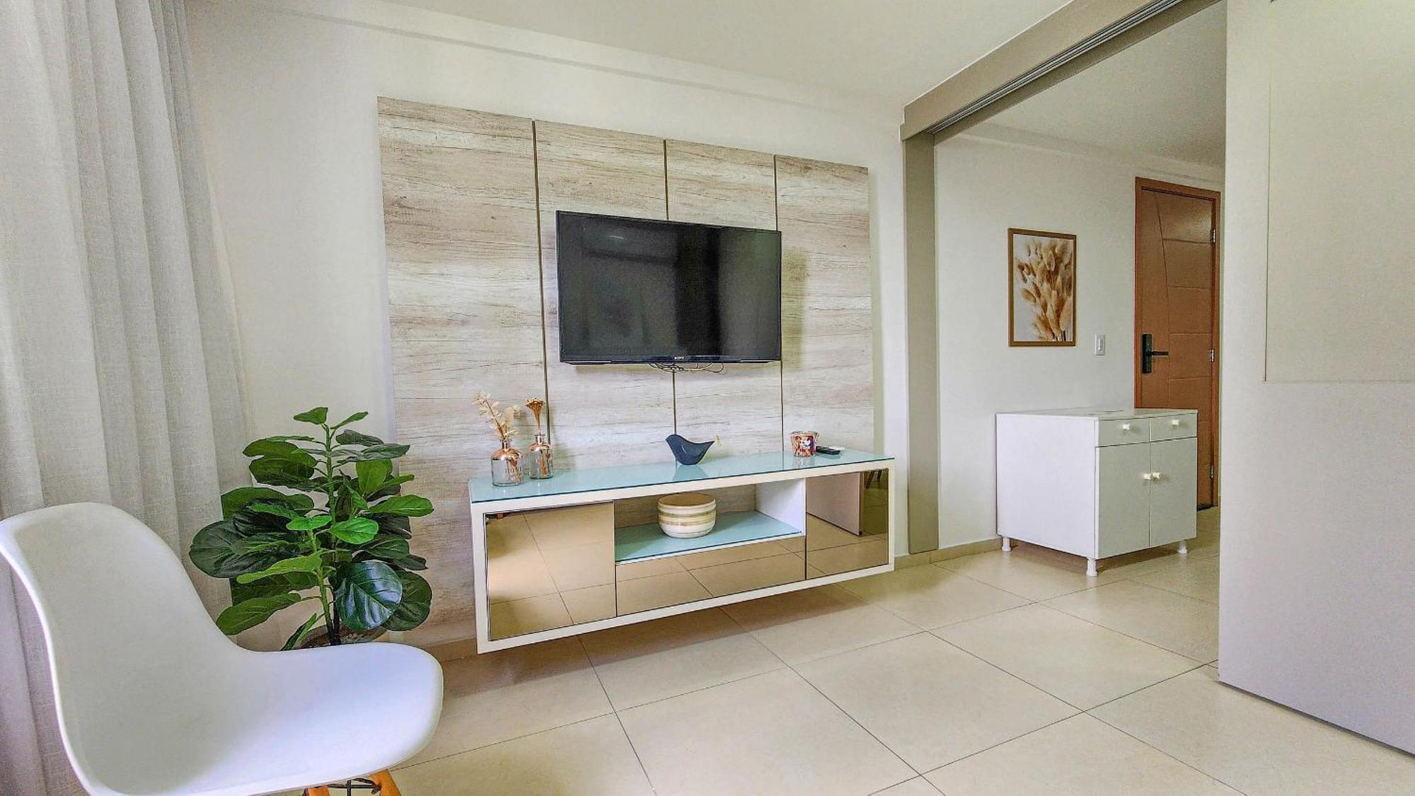 Apartamento A 150m Da De Cabo Branco | Conforto E Localizacao Privilegiada