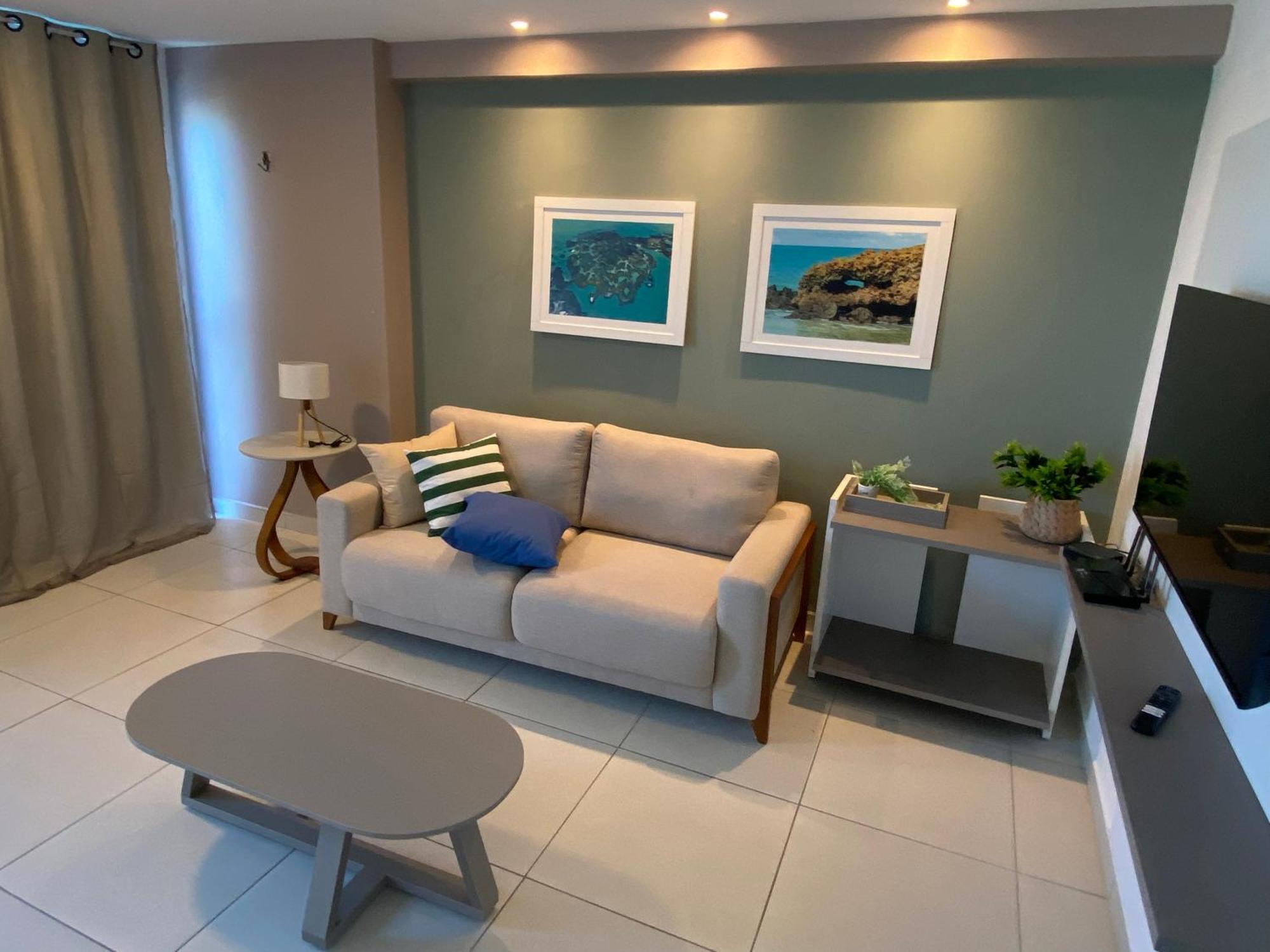 Flamboyant Oceania Flats *