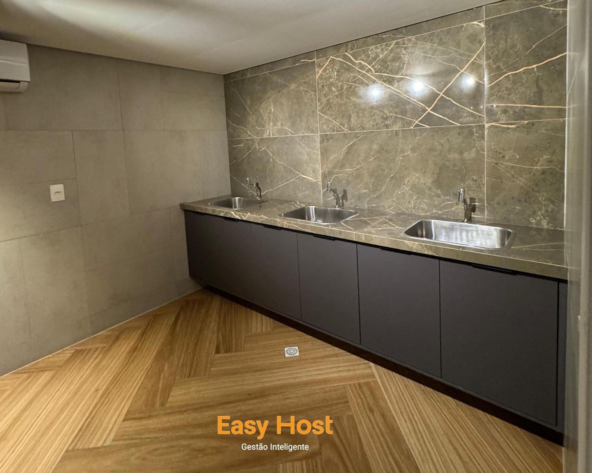 Ozean Service - By Easyhost *