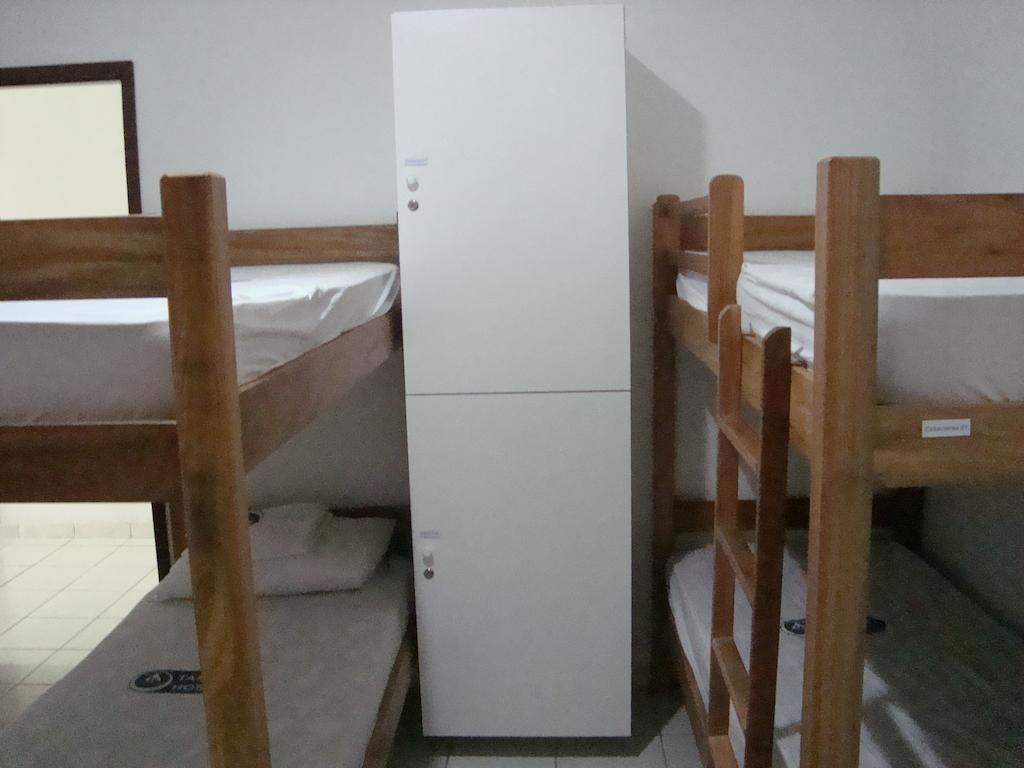 Hostel Tambau *
