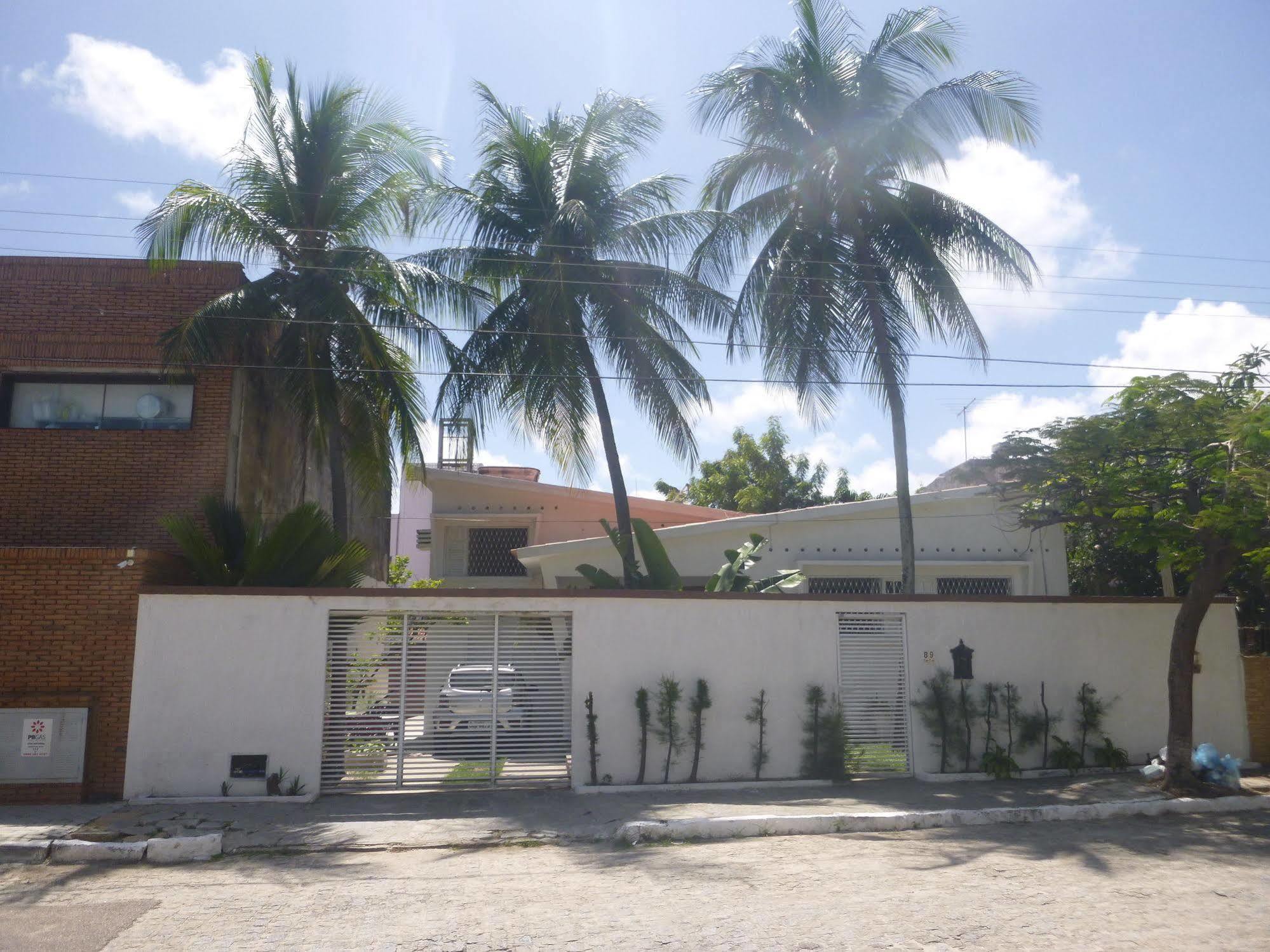 Suites Recanto Cajazeiras Hospedagem domiciliar *