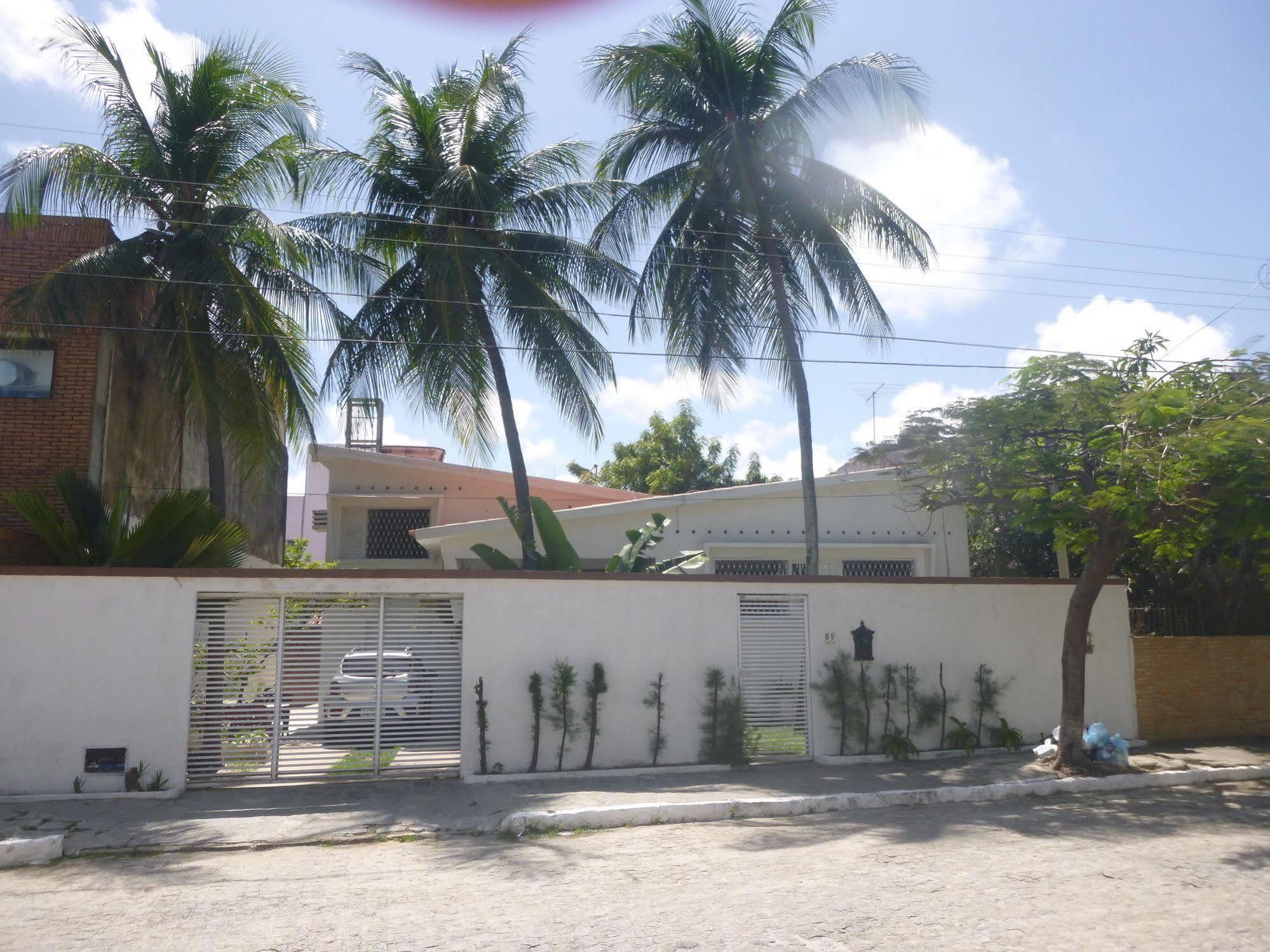 Suites Recanto Cajazeiras Hospedagem domiciliar *