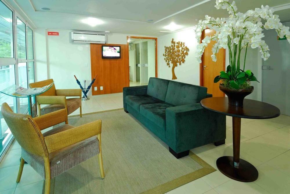 Flat A Beira Mar De Com Ar Joao Pessoa