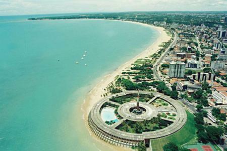 Flat A Beira Mar De Com Ar