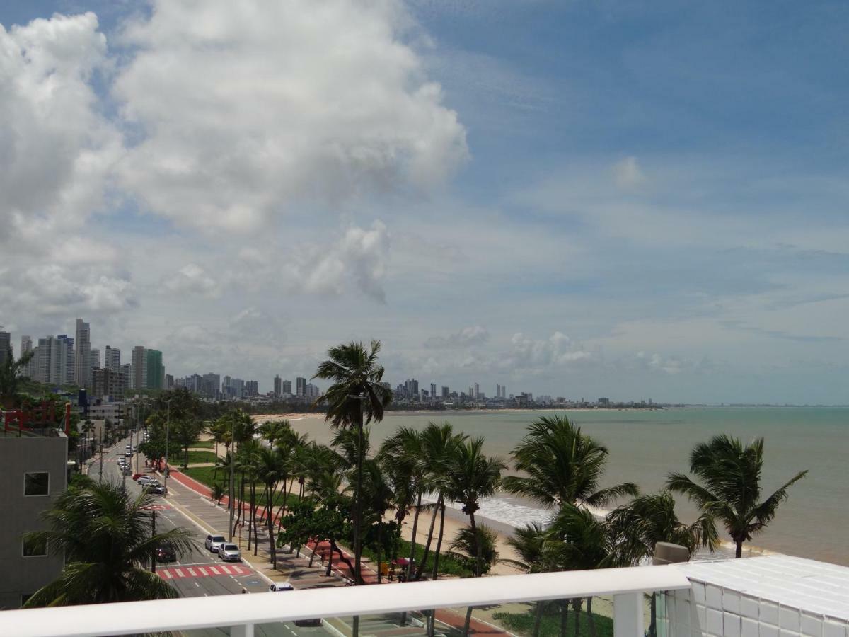 Flat A Beira Mar De Com Ar Joao Pessoa