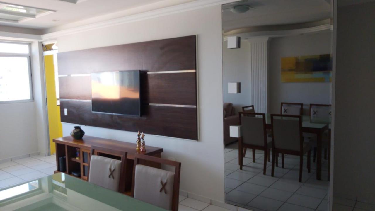 Edificio Mont Clair Apartment *