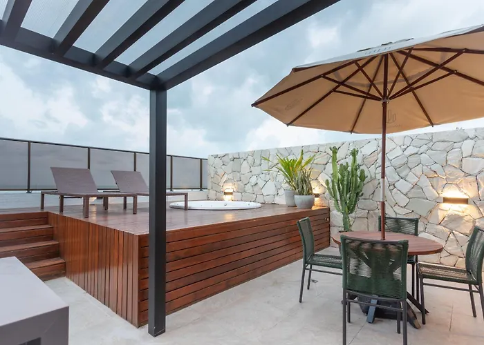 Cobertura Com Jacuzzi E Deslumbrante Vista Mar