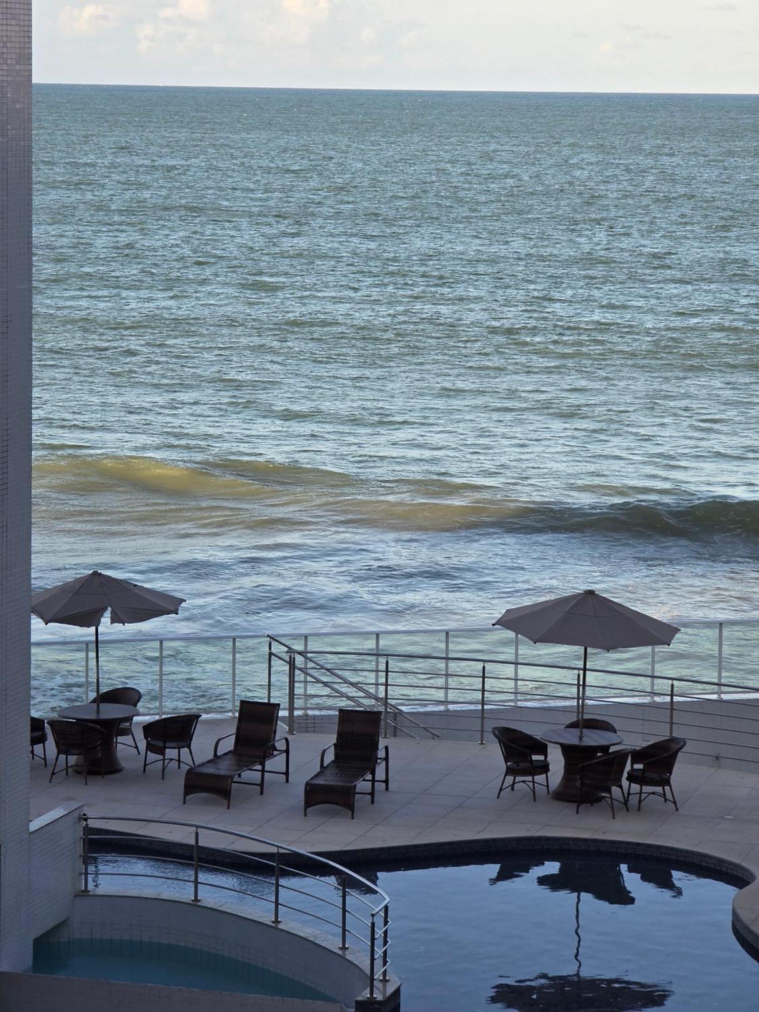 Charmoso Apto Pe Na Areia *